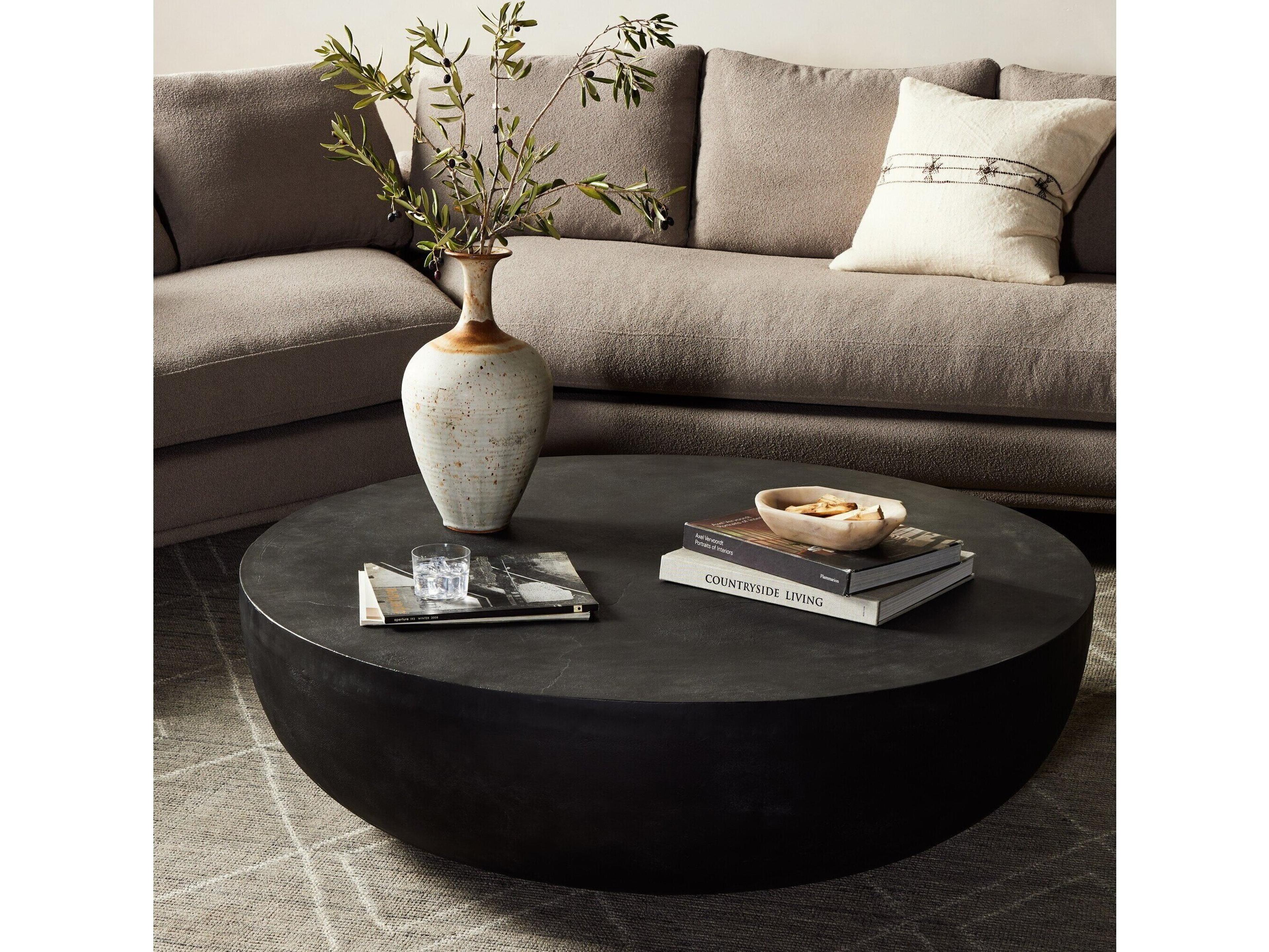 Globetrotter Outdoor Aluminum Round Coffee Table