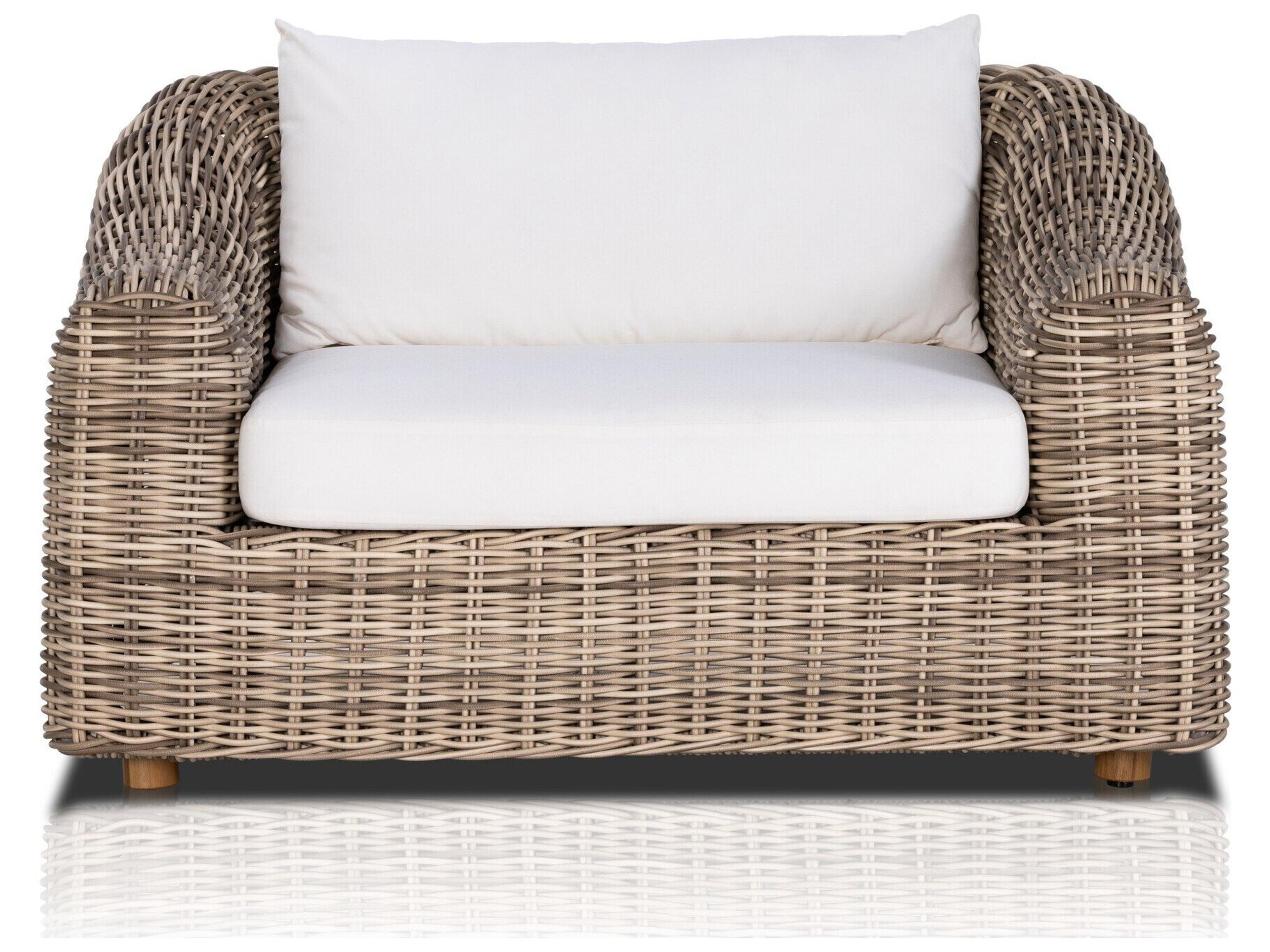 Four Hands Outdoor Pembrook Venao Ivory / Natural Teak / Chunky Sand Woven Lounge Chair