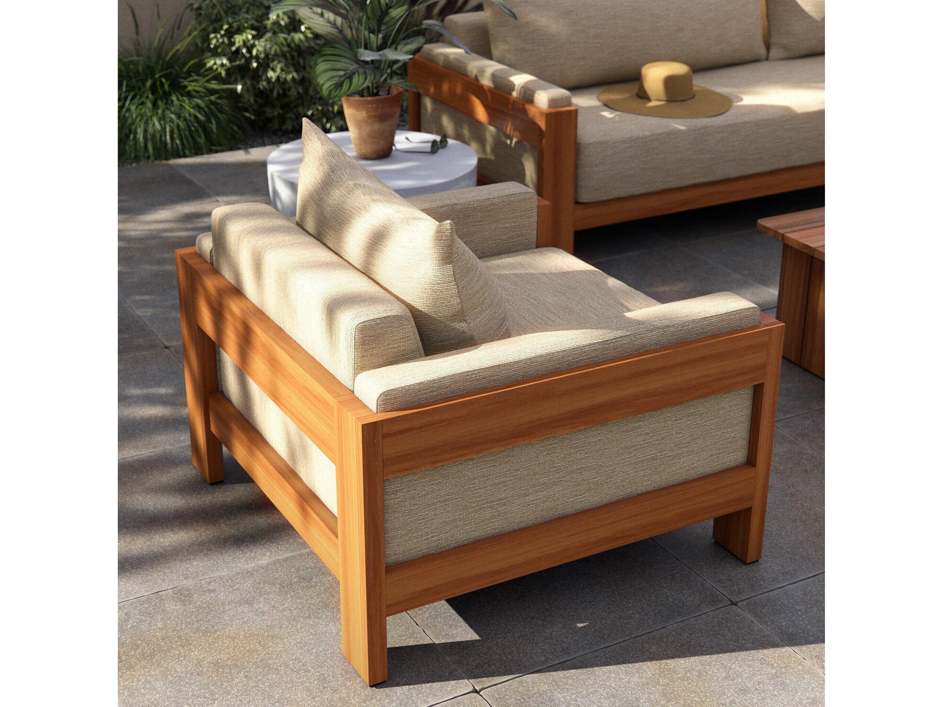 Luxecor Globetrotter Outdoor Natural Teak Lounge Chair with Casa Cream Cushion