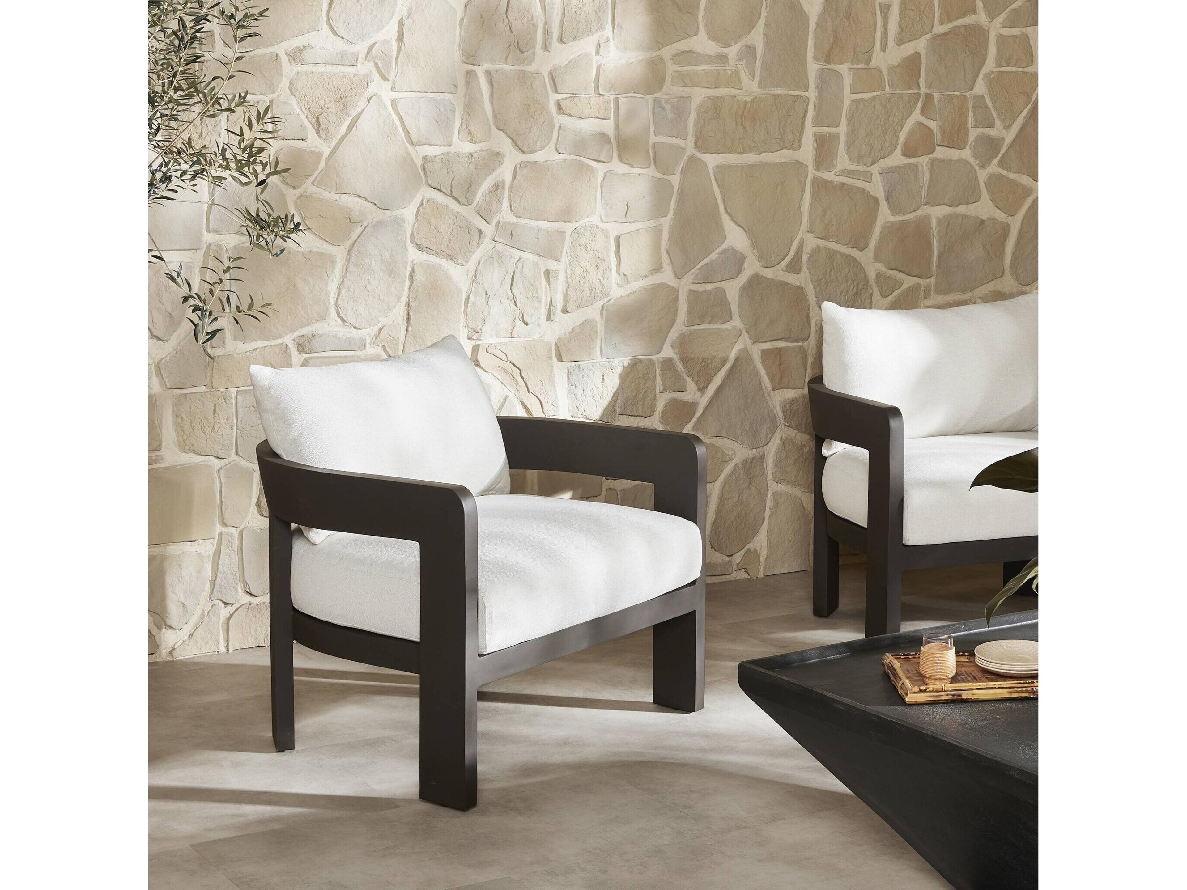 Luxecor Globetrotter Outdoor Aluminum Cushion Lounge Chair