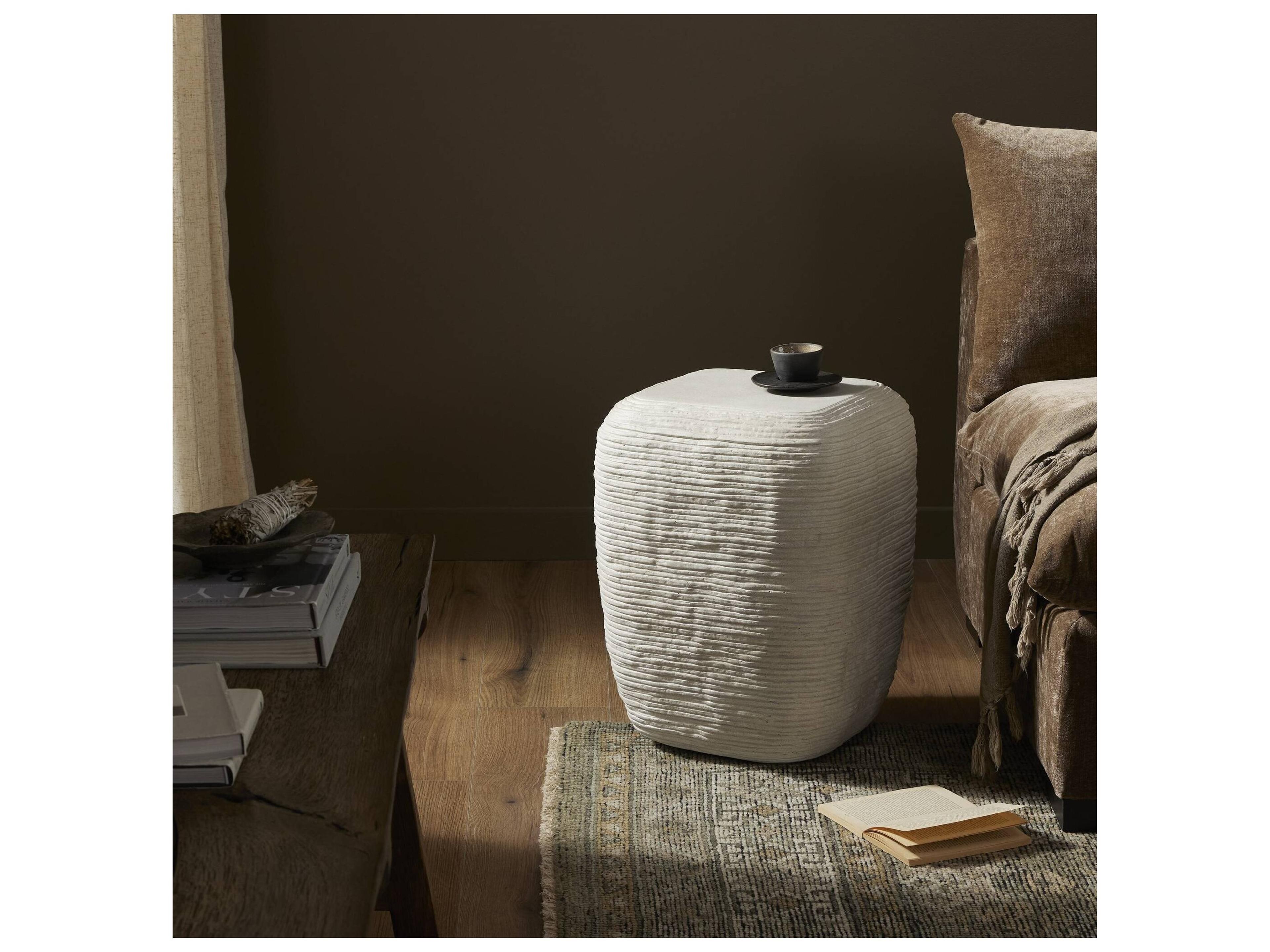 Luxecor Globetrotter Outdoor Smooth Lunar Concrete Square End Table