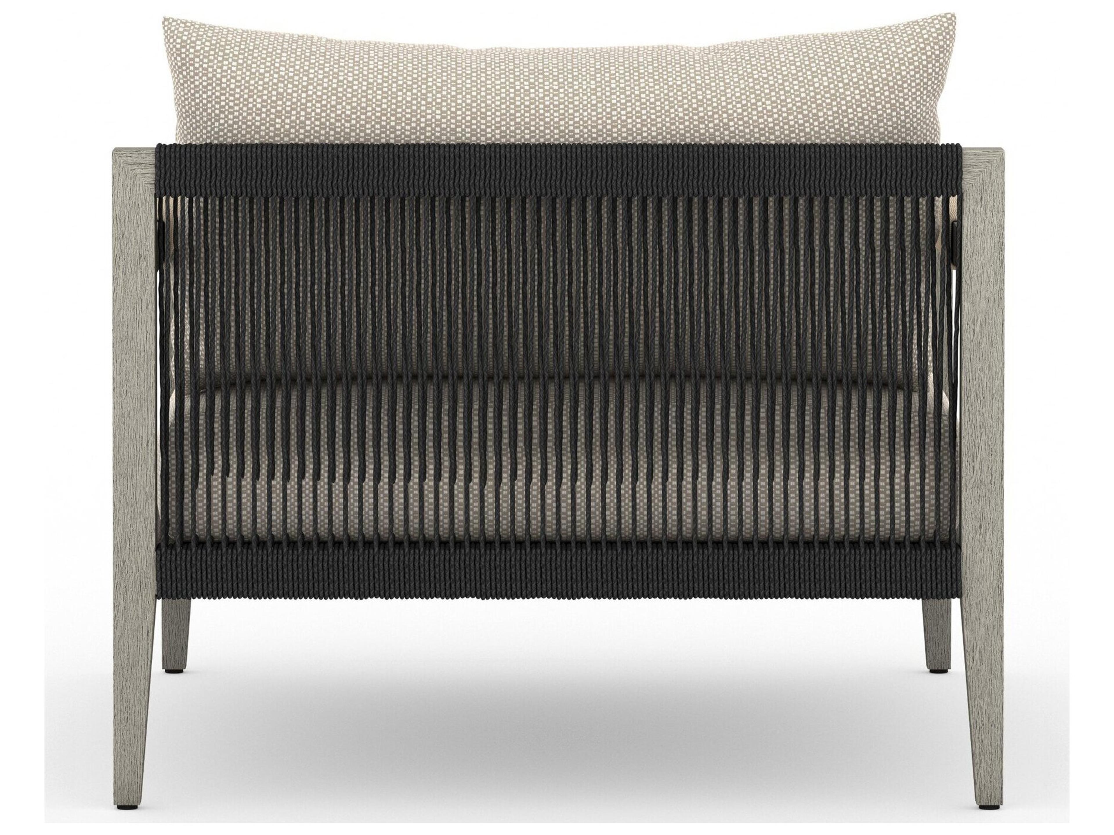 Luxecor Globetrotter Outdoor Sherwood Weathered Grey Teak Cushion Lounge Chair in Faye Sand
