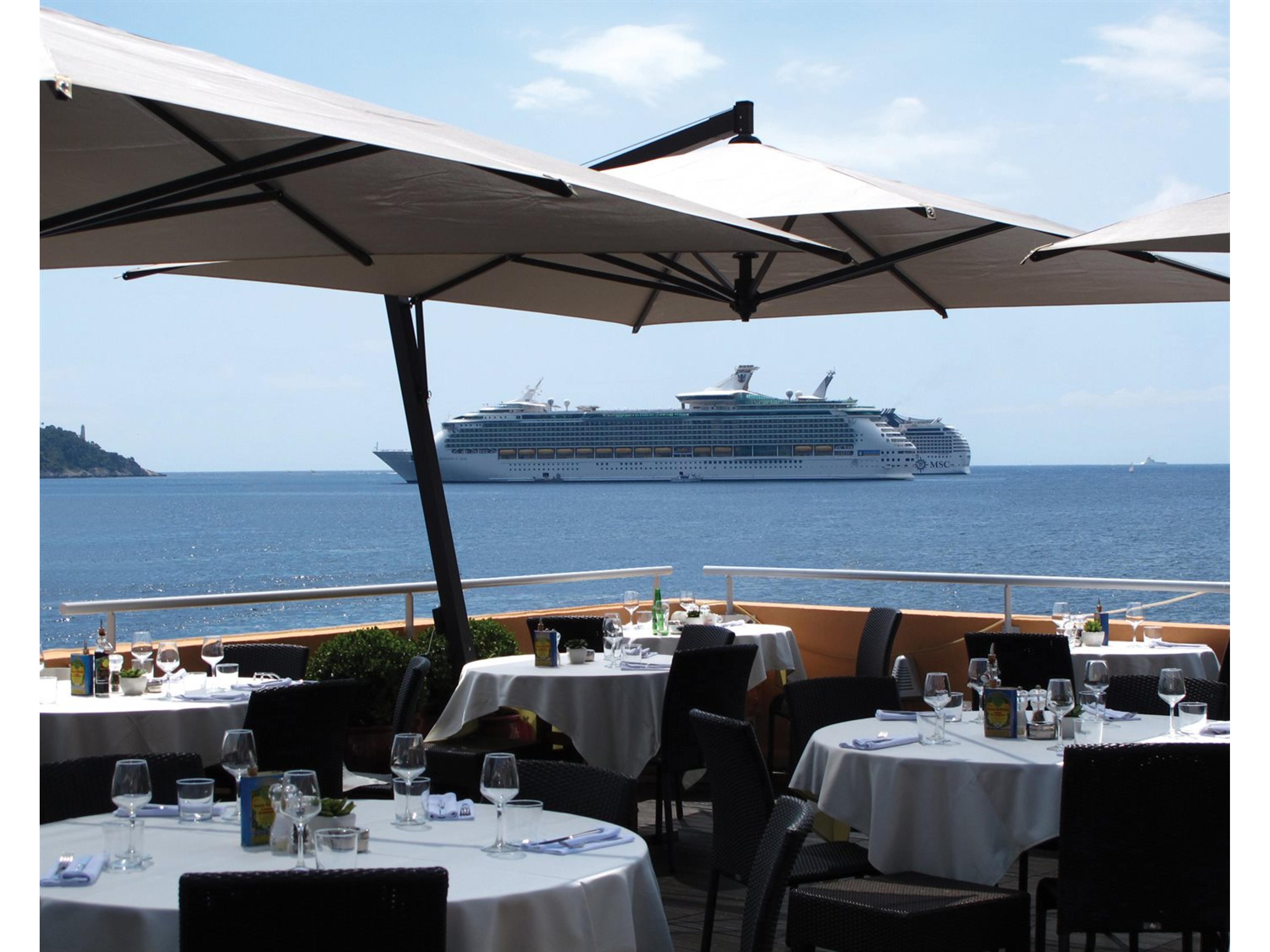 FIM P-Series Aluminum 11.5 Square Cantilever Outdoor Umbrella