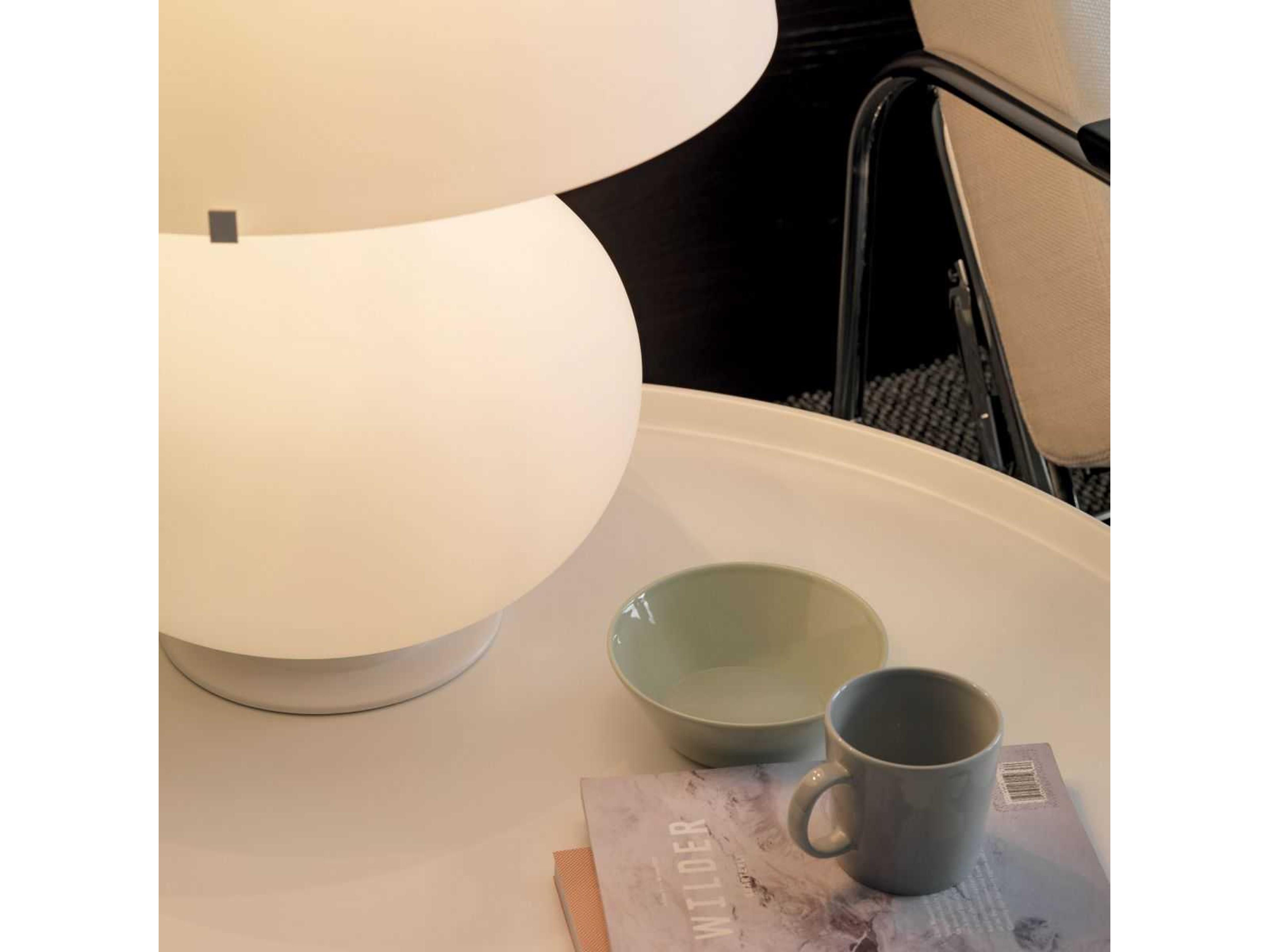 Fontana Arte 1853 Frosted White Blown Glass Table Lamp