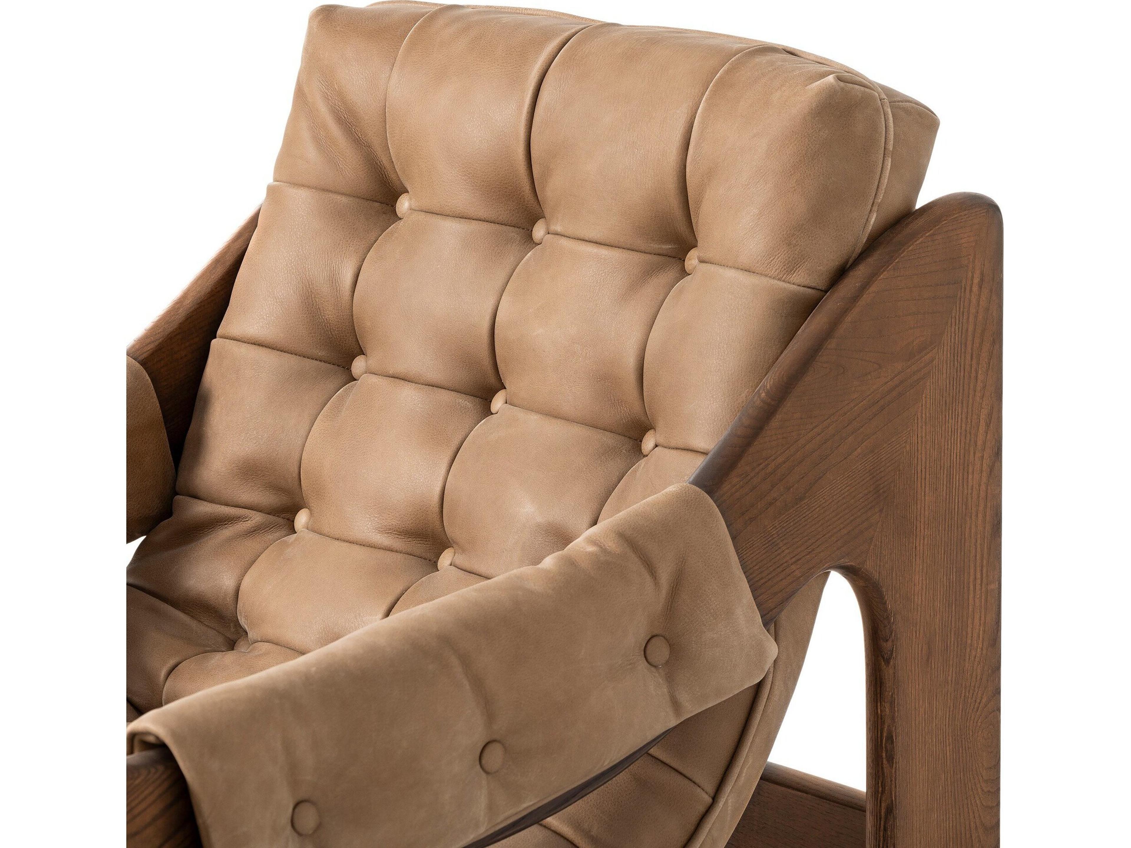 Luxecor Globetrotter Halston Beige Leather Accent Chair