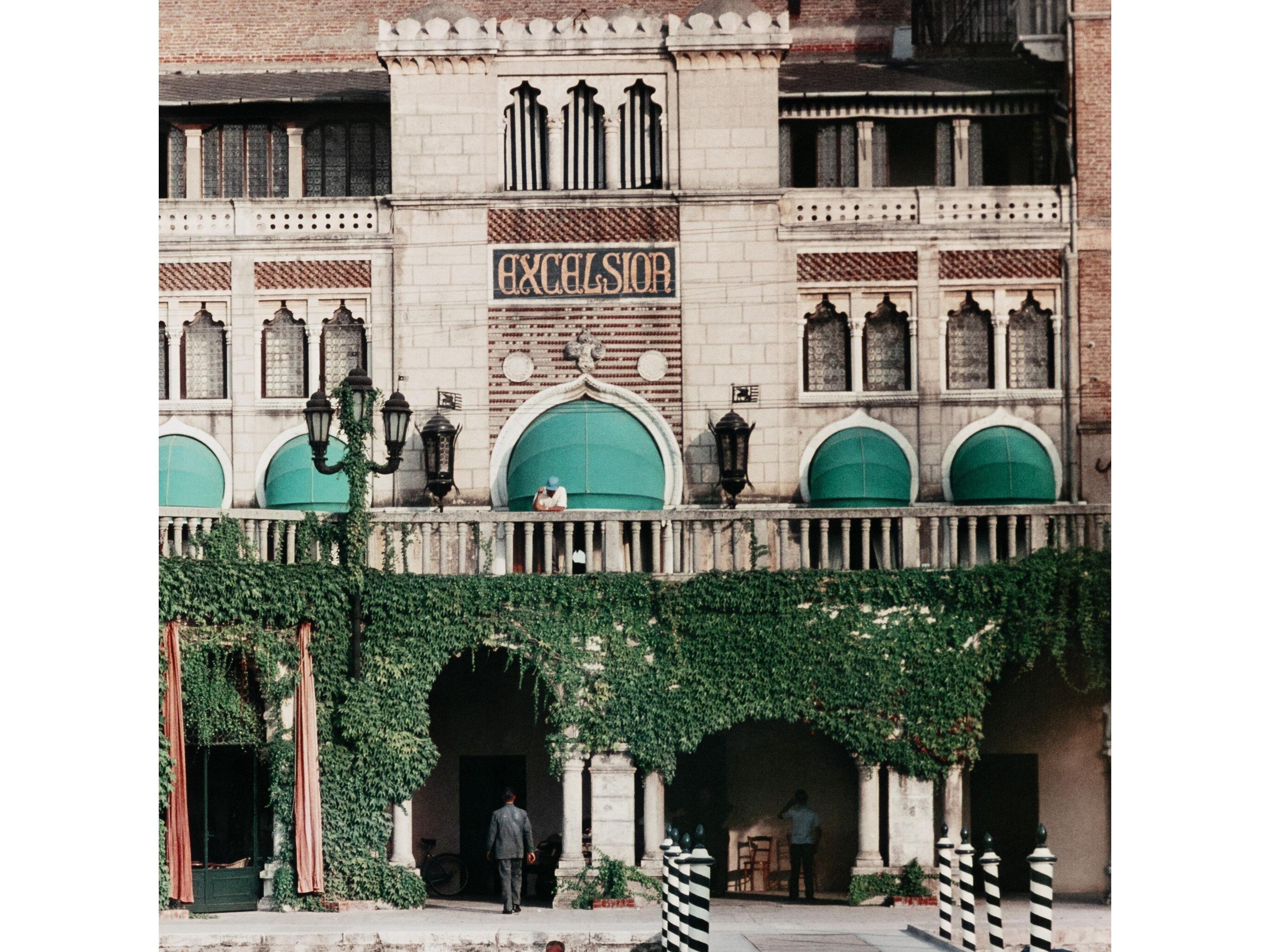 Four Hands Art Studio Westin Excelsior By Slim Aarons Wall Art