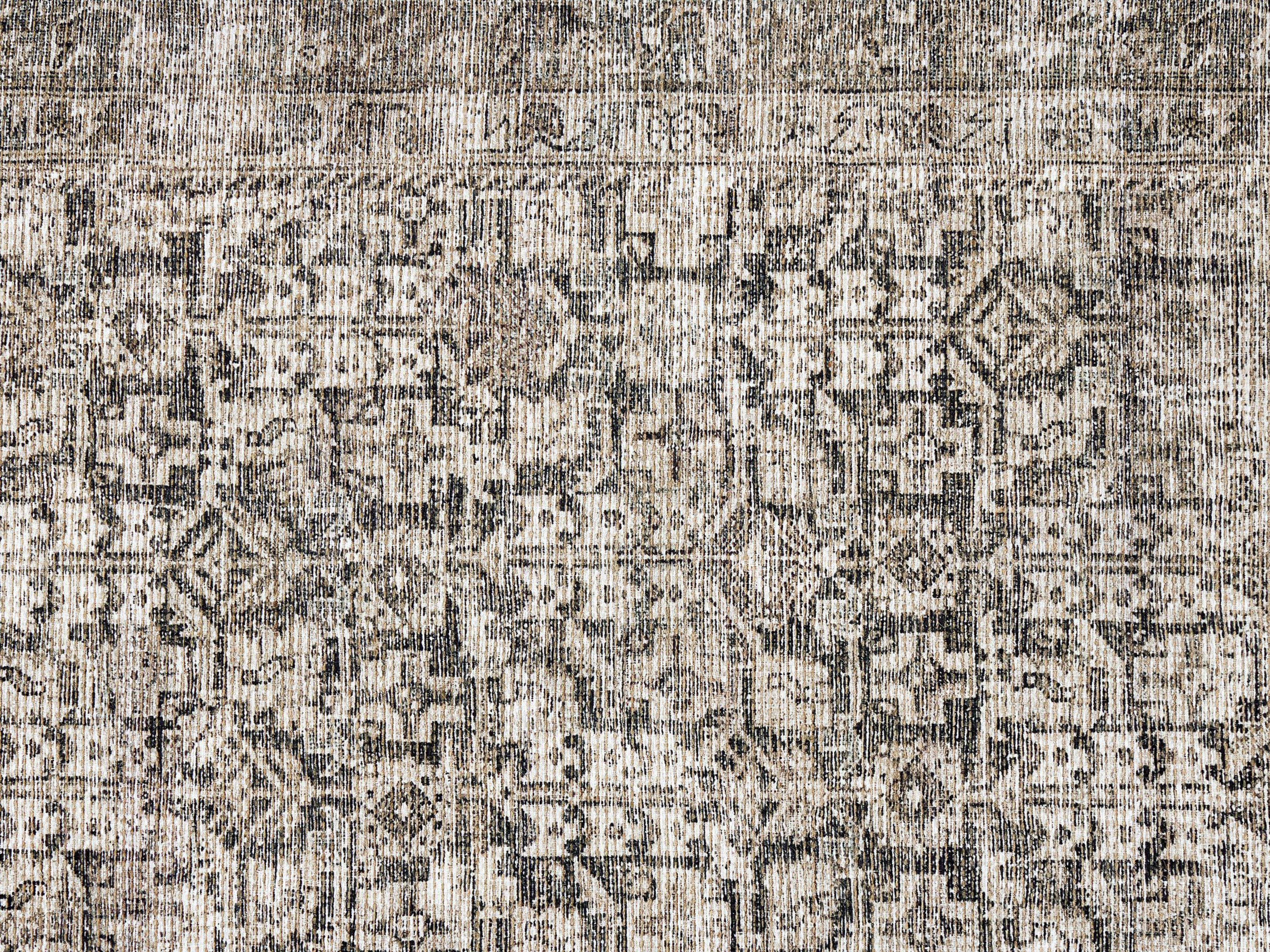 Luxecor Globetrotter 2.5' x 7.5' Priya Rug