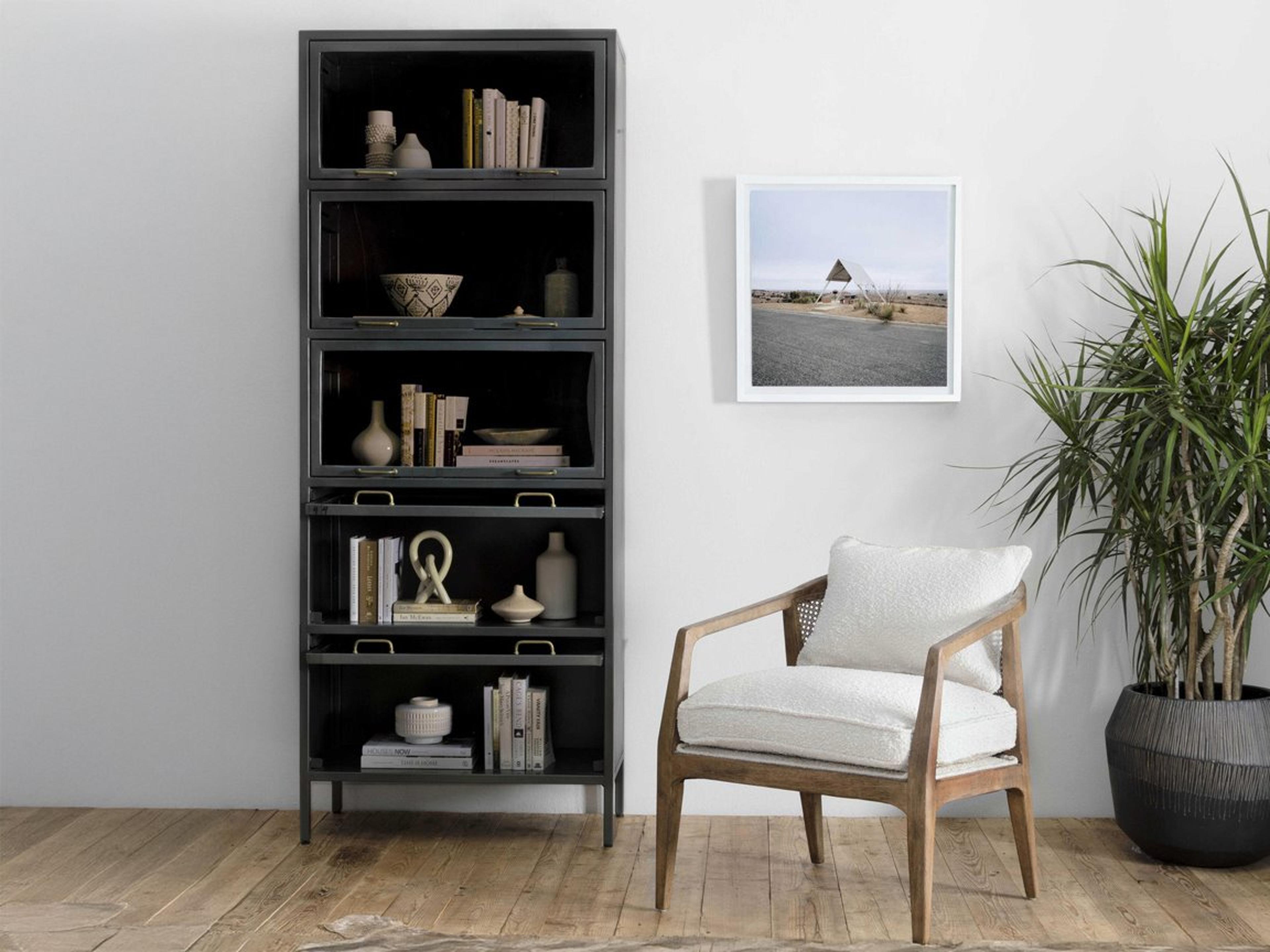 Abbott Entertainment Set