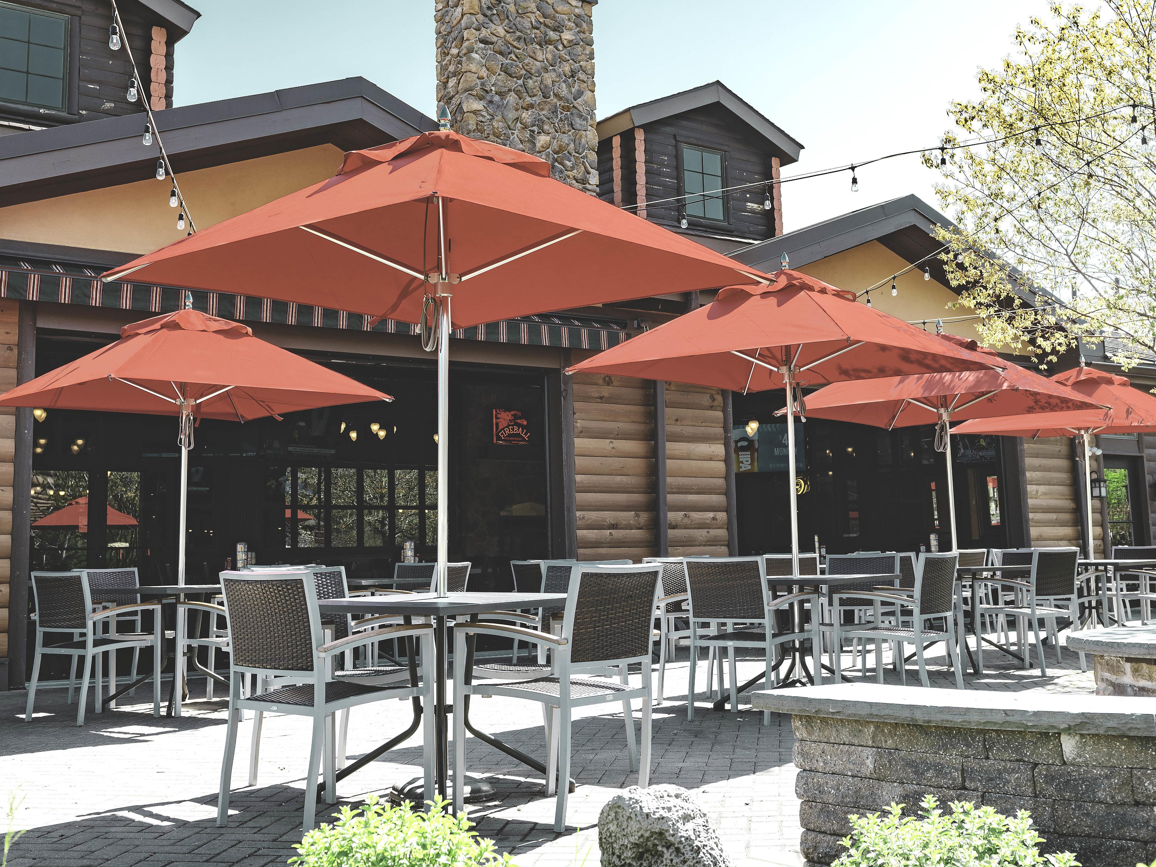 Frankford Greenwich Market Aluminum Silver Anodized 6.5 Foot Square Pulley Lift Outdoor Umbrella