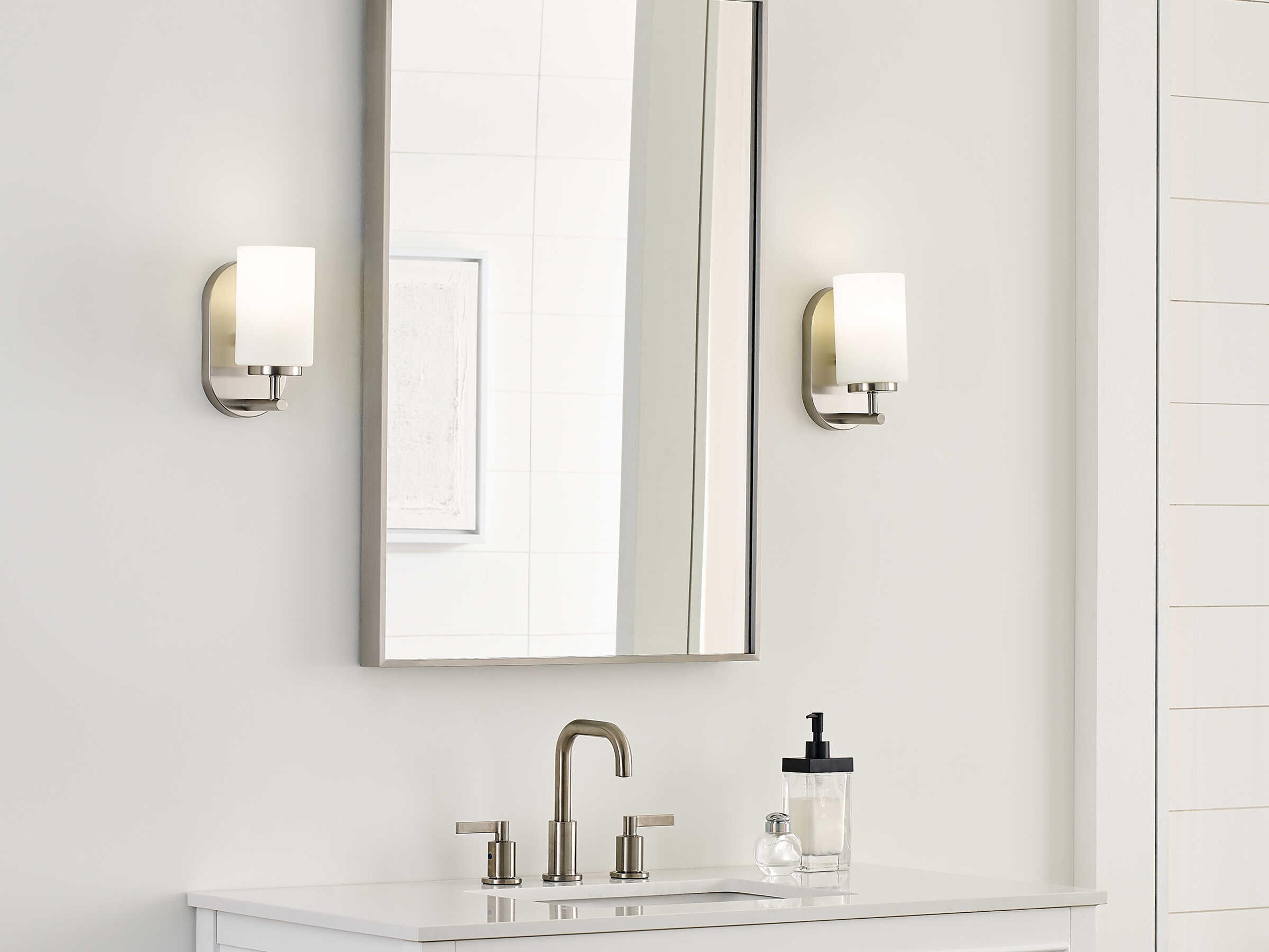 Generation Lighting Oslo 1-Light Brushed Nickel Glass Wall Sconce