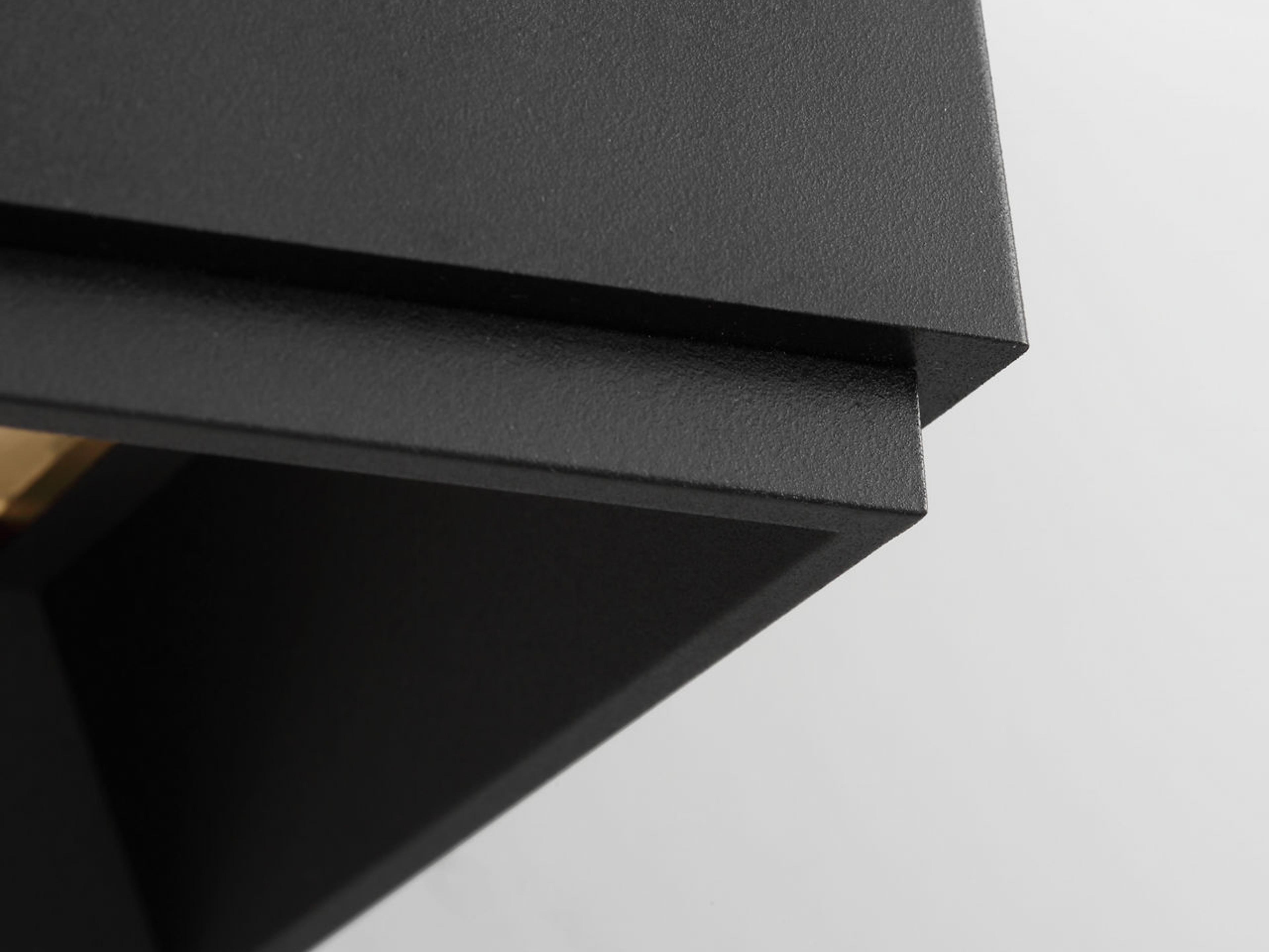 Generation Lighting Huntwick Outdoor Wall Light