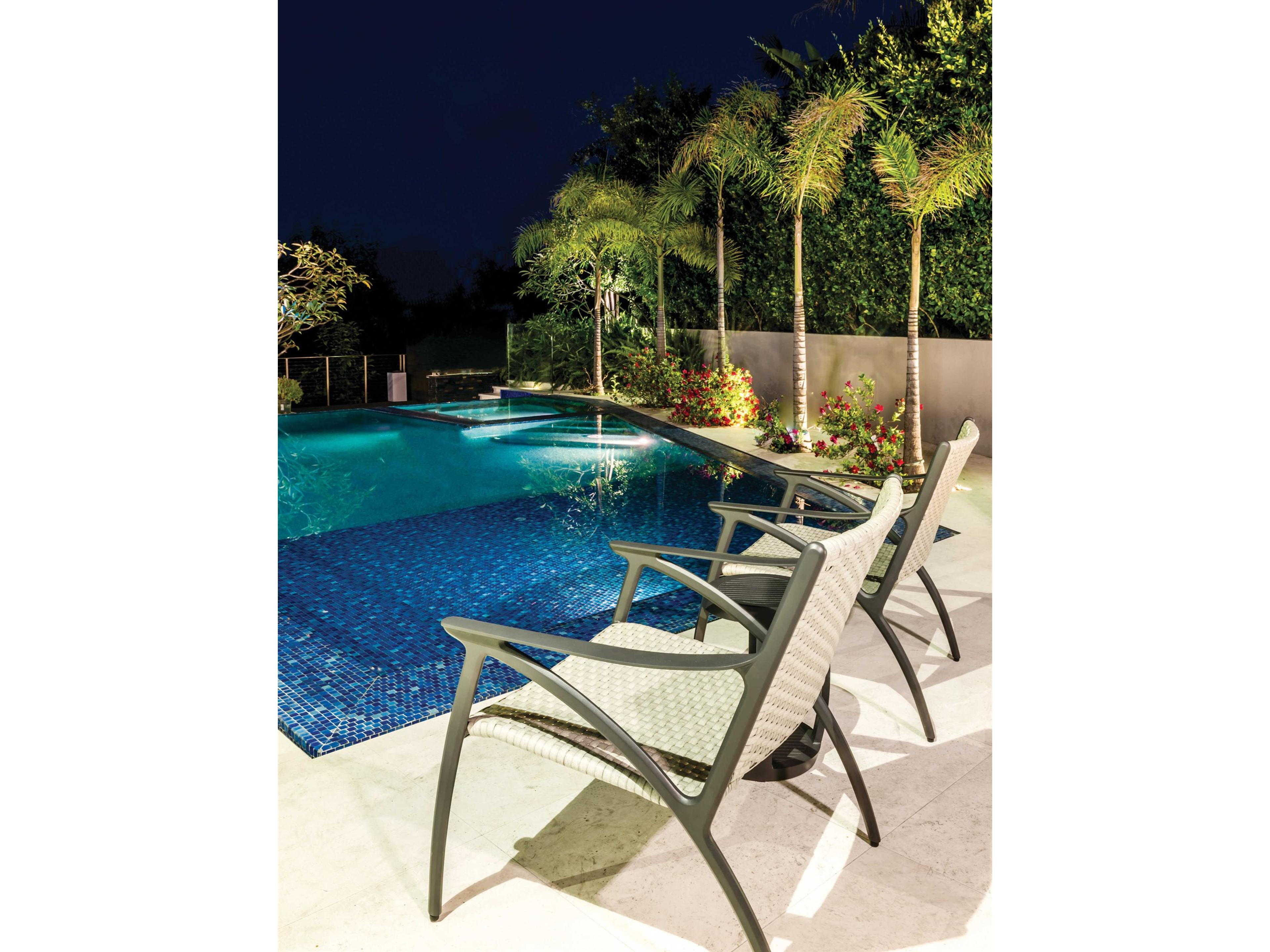 Gensun Amari Woven Aluminum Carbon Outdoor Lounge Chair