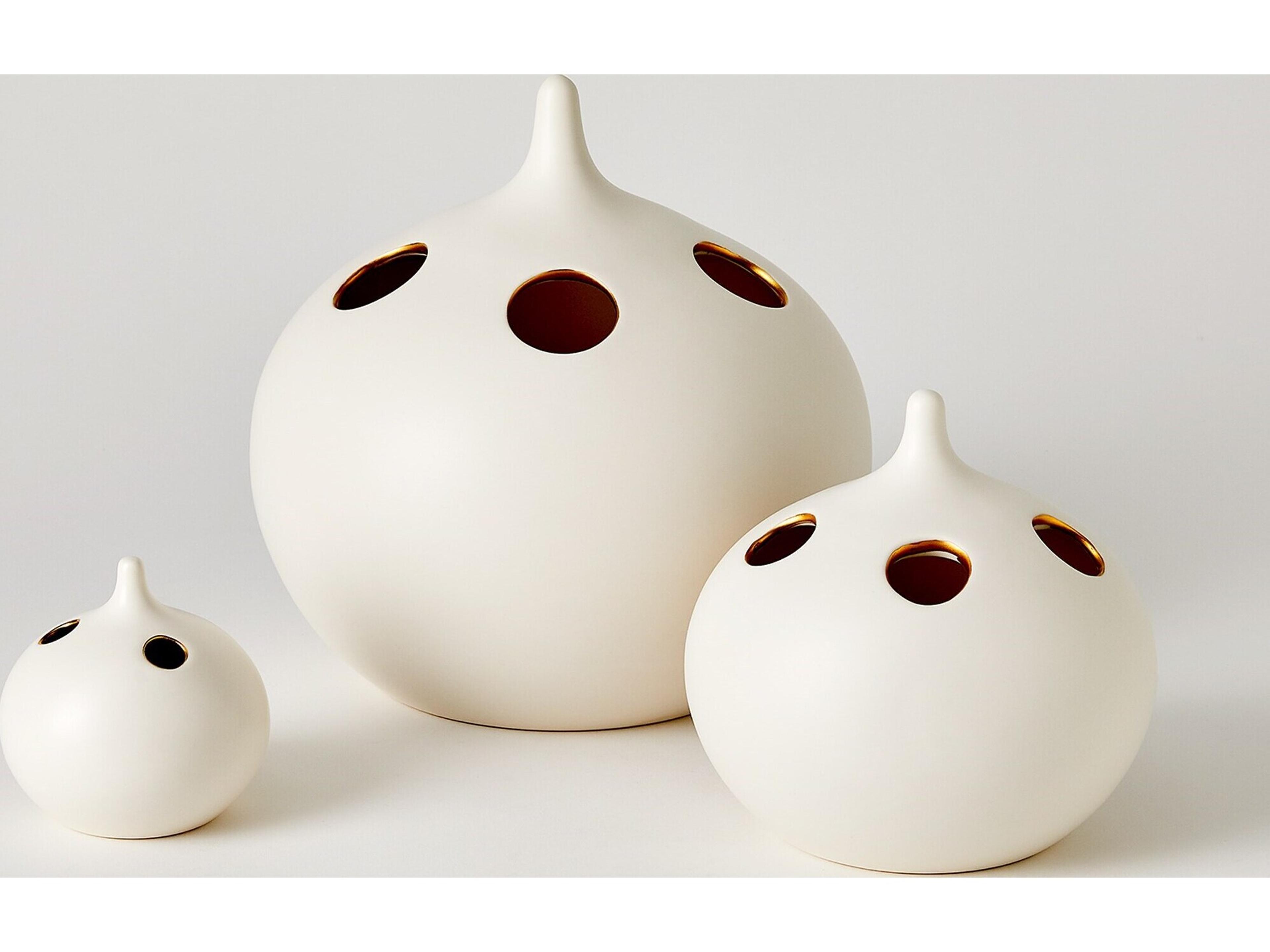 Global Views Oh No Vase