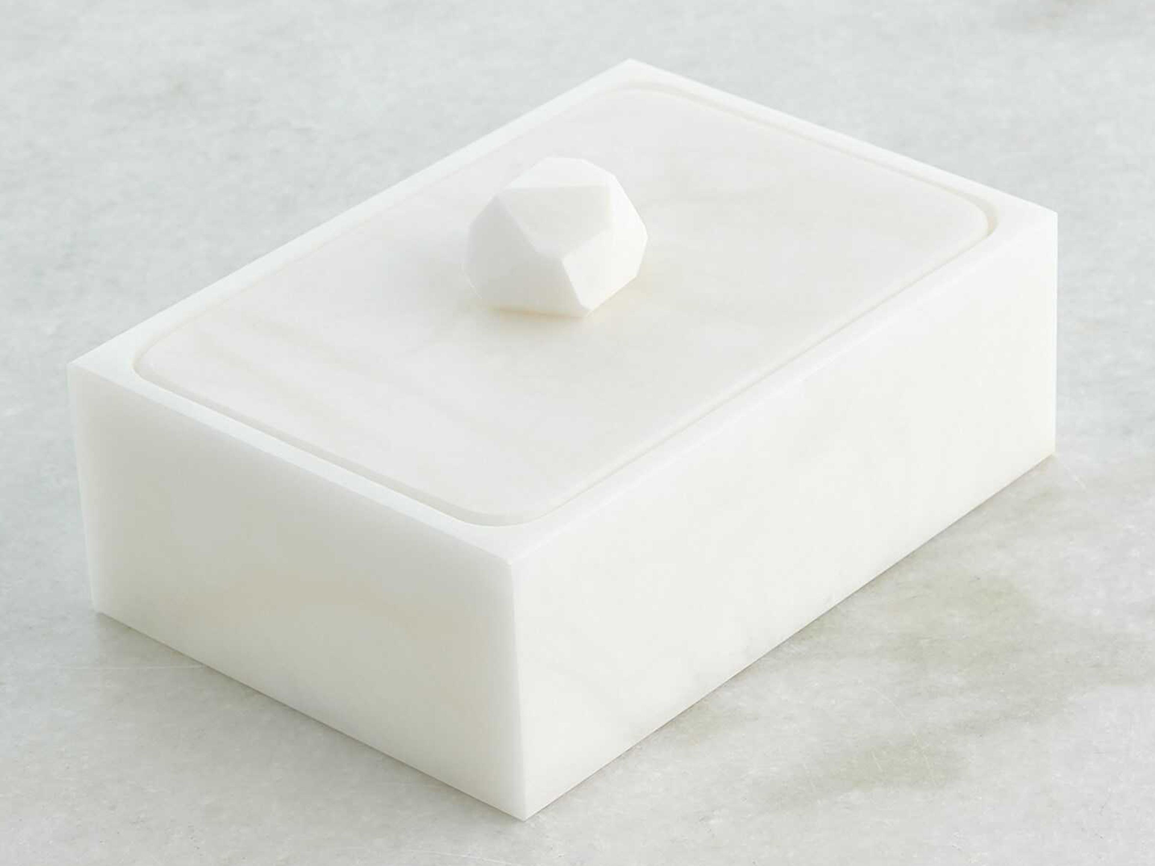 Global Views Facet White 8" Knob Box