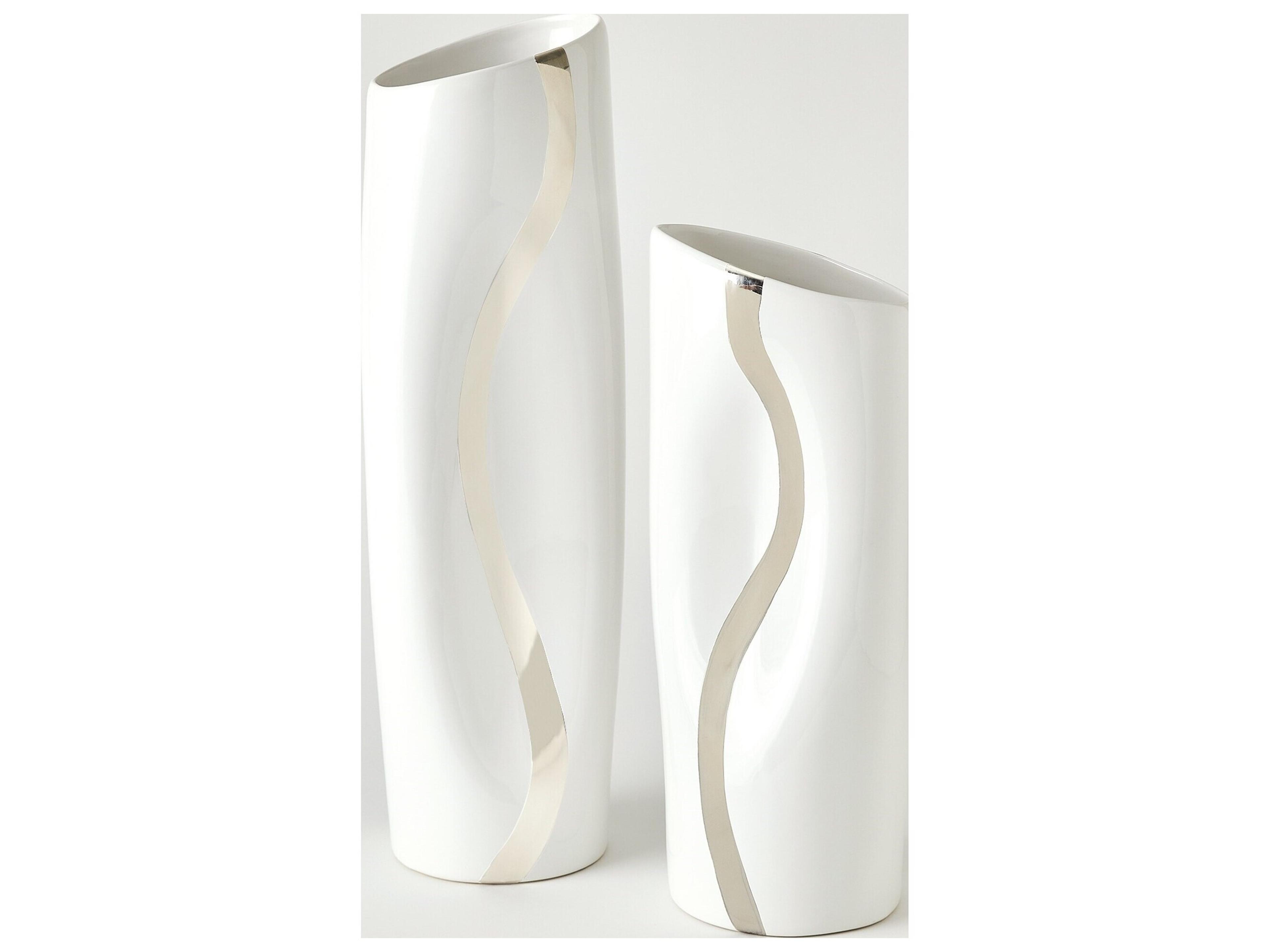Global Views Vase
