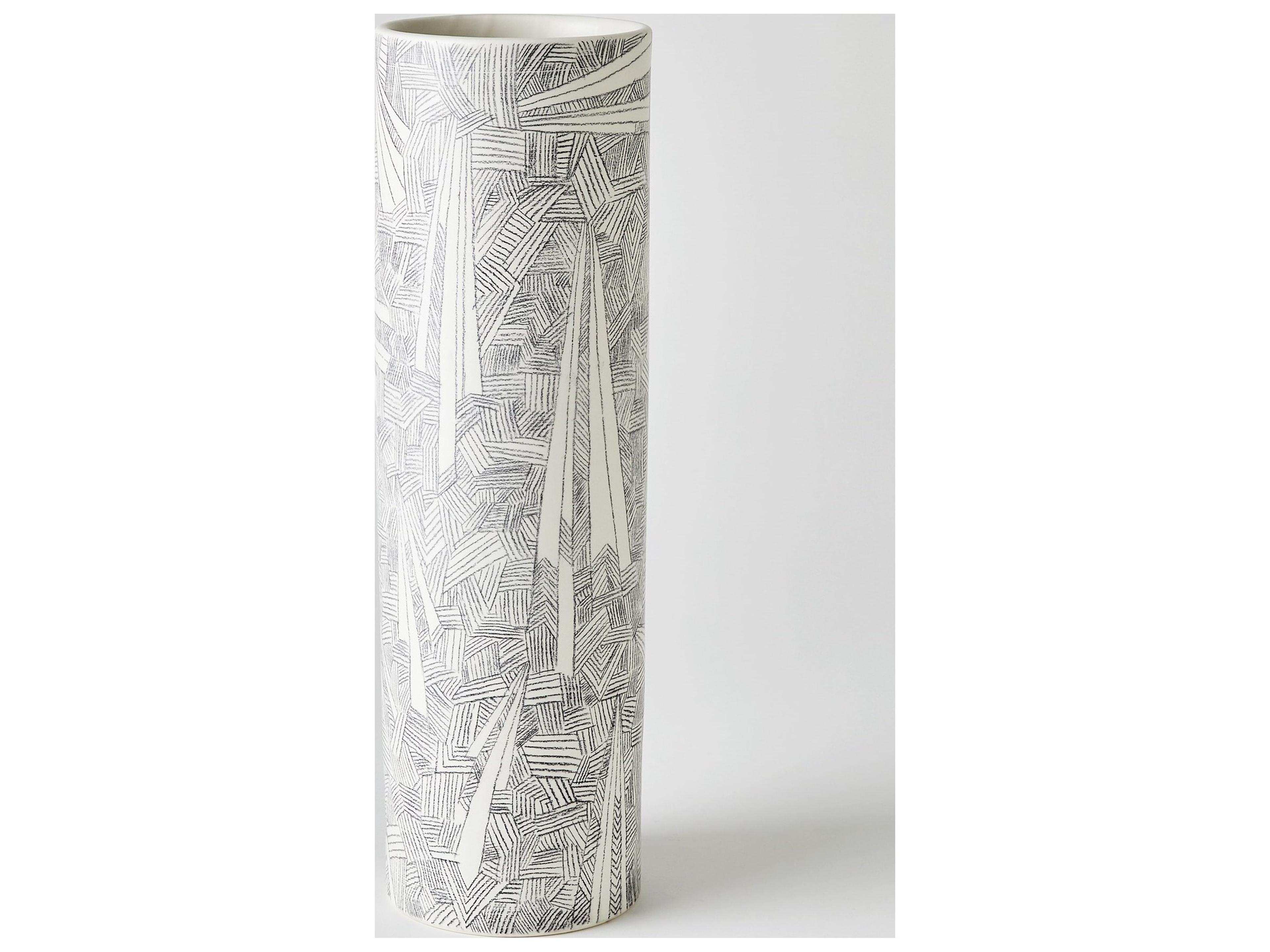 Global Views Vase