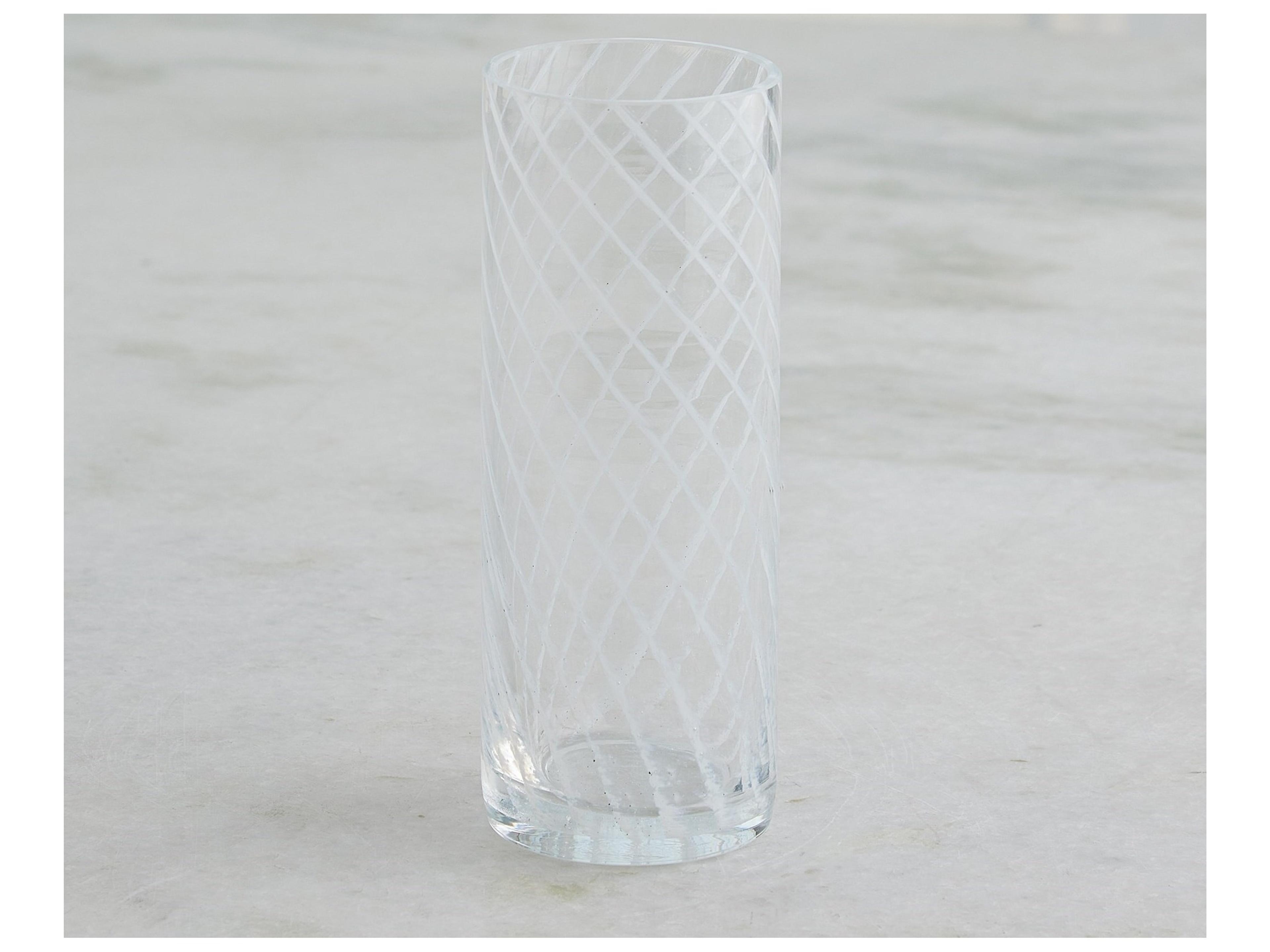 Global Views Vase