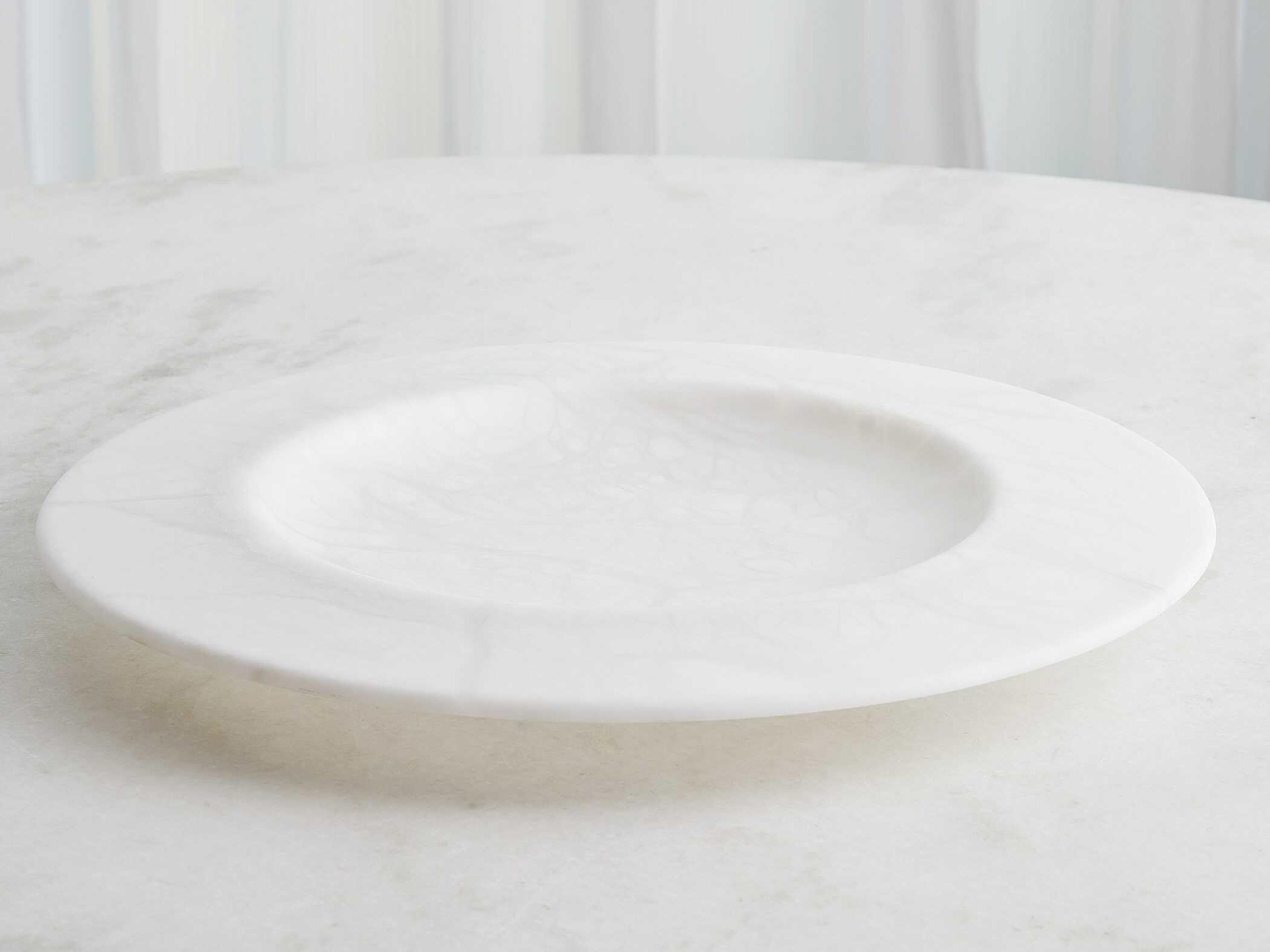 Global Views Alabaster Piatto