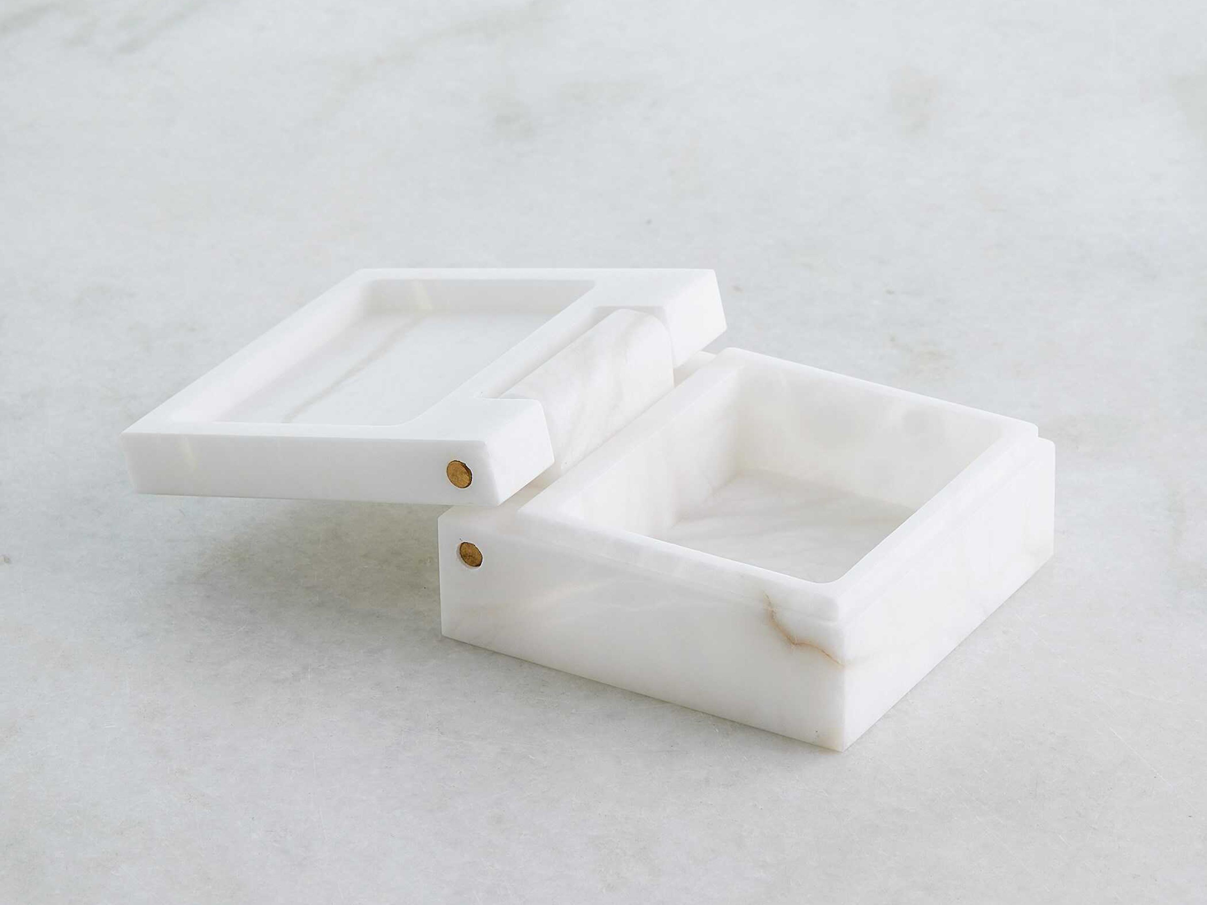 Global Views Hinged White Alabaster Box