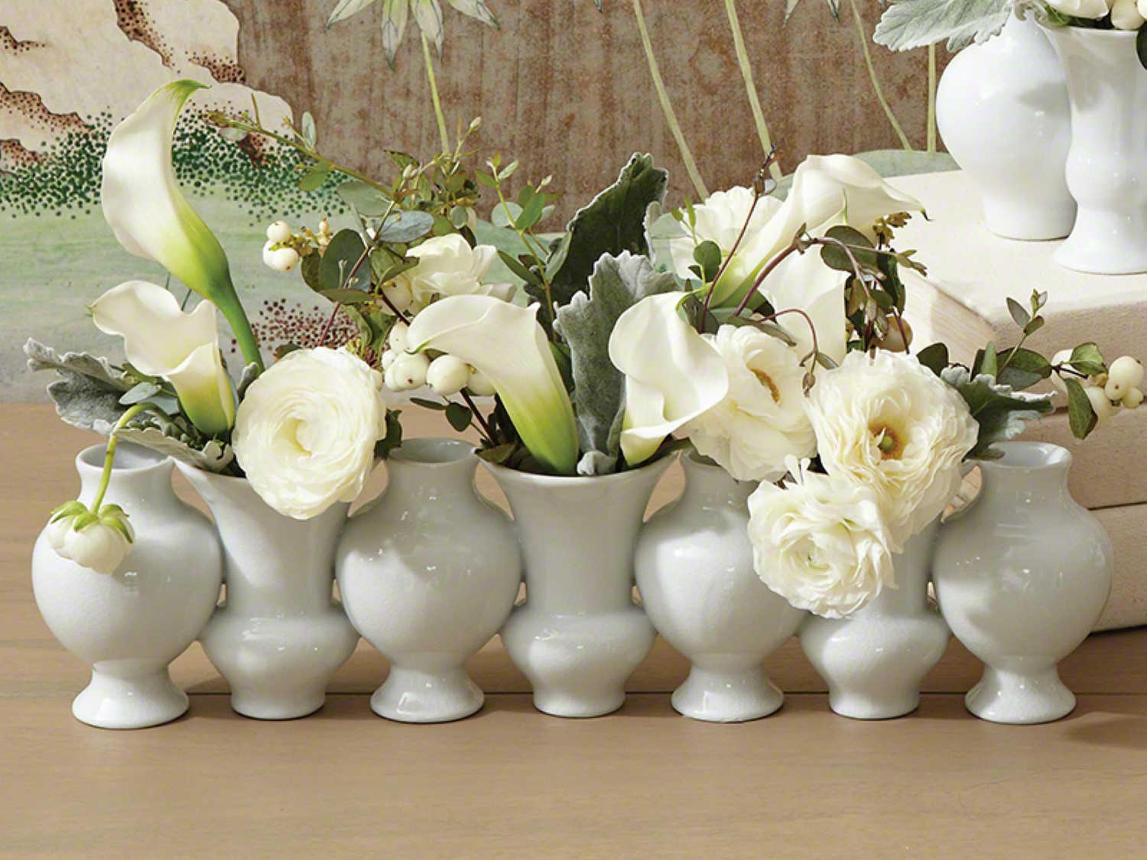 Global Views Chinoise Linear Bud Vase