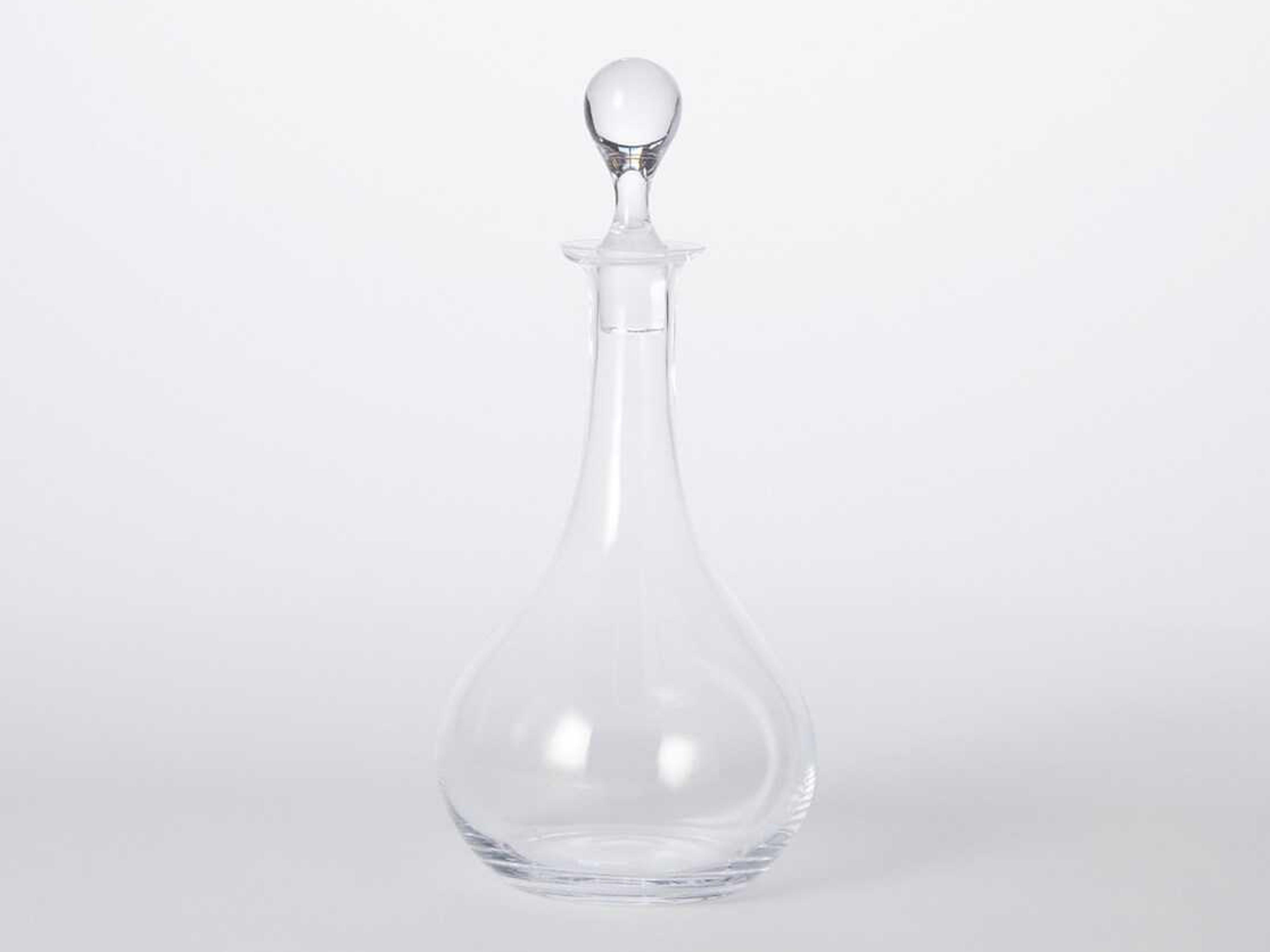 Classic Footed Clear Decanter