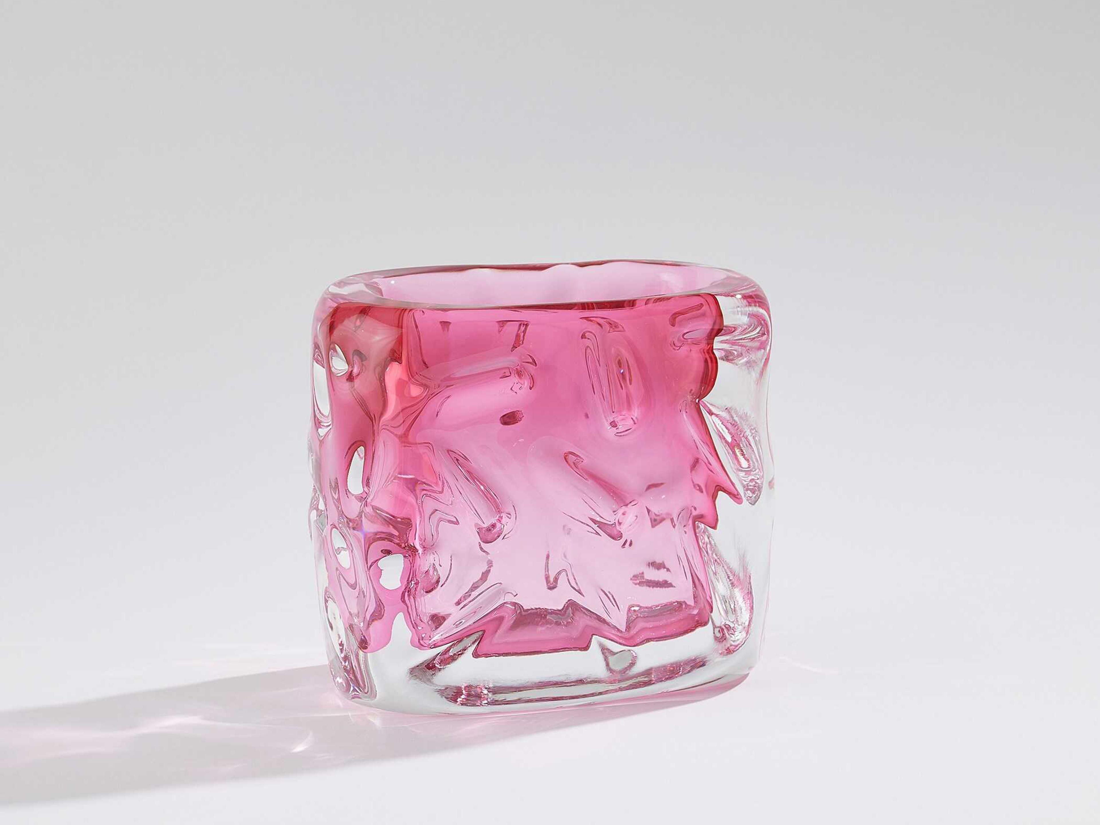 Global Views Storm Rose Vase