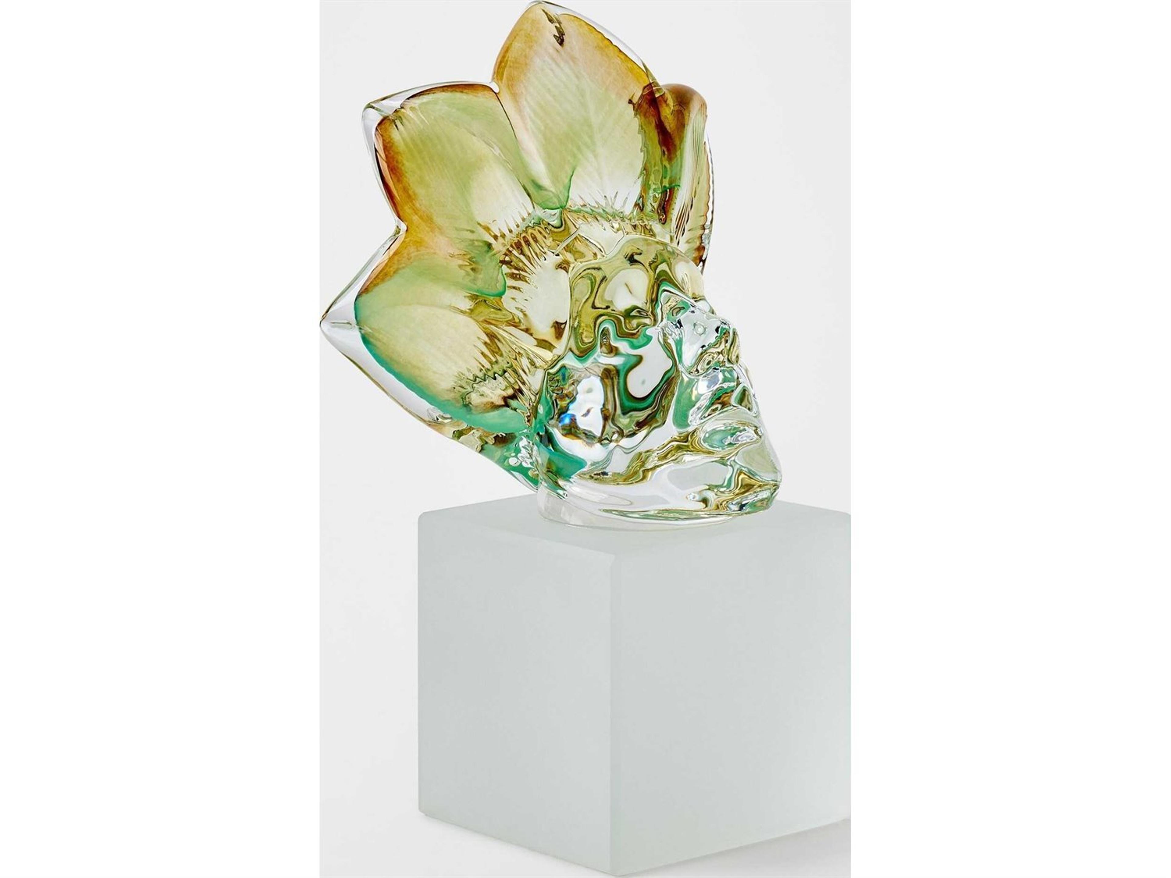 Global Views Royal Portrait-Leaf Pistachio amber Sculpture
