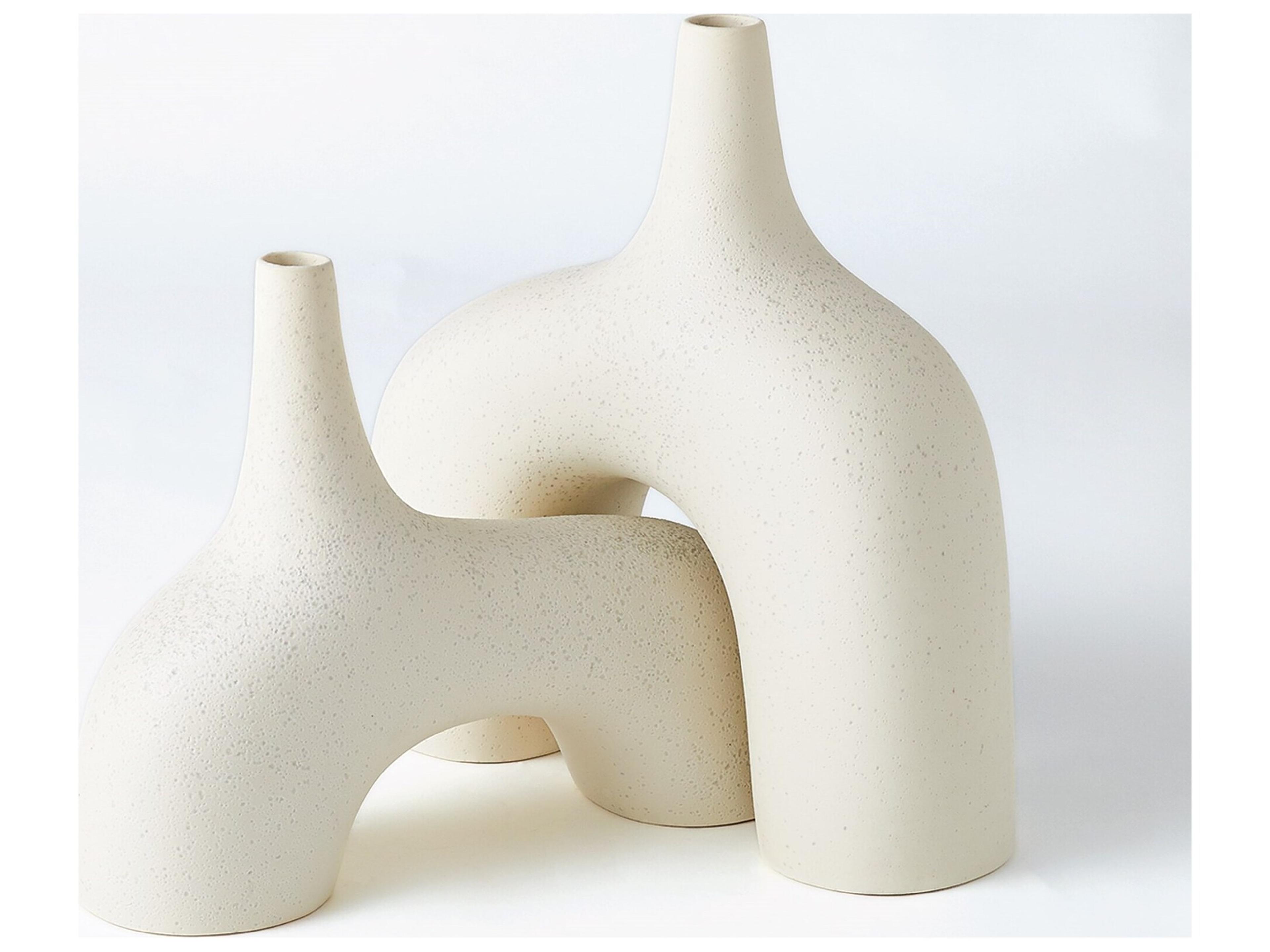 Global Views Stretch Vase