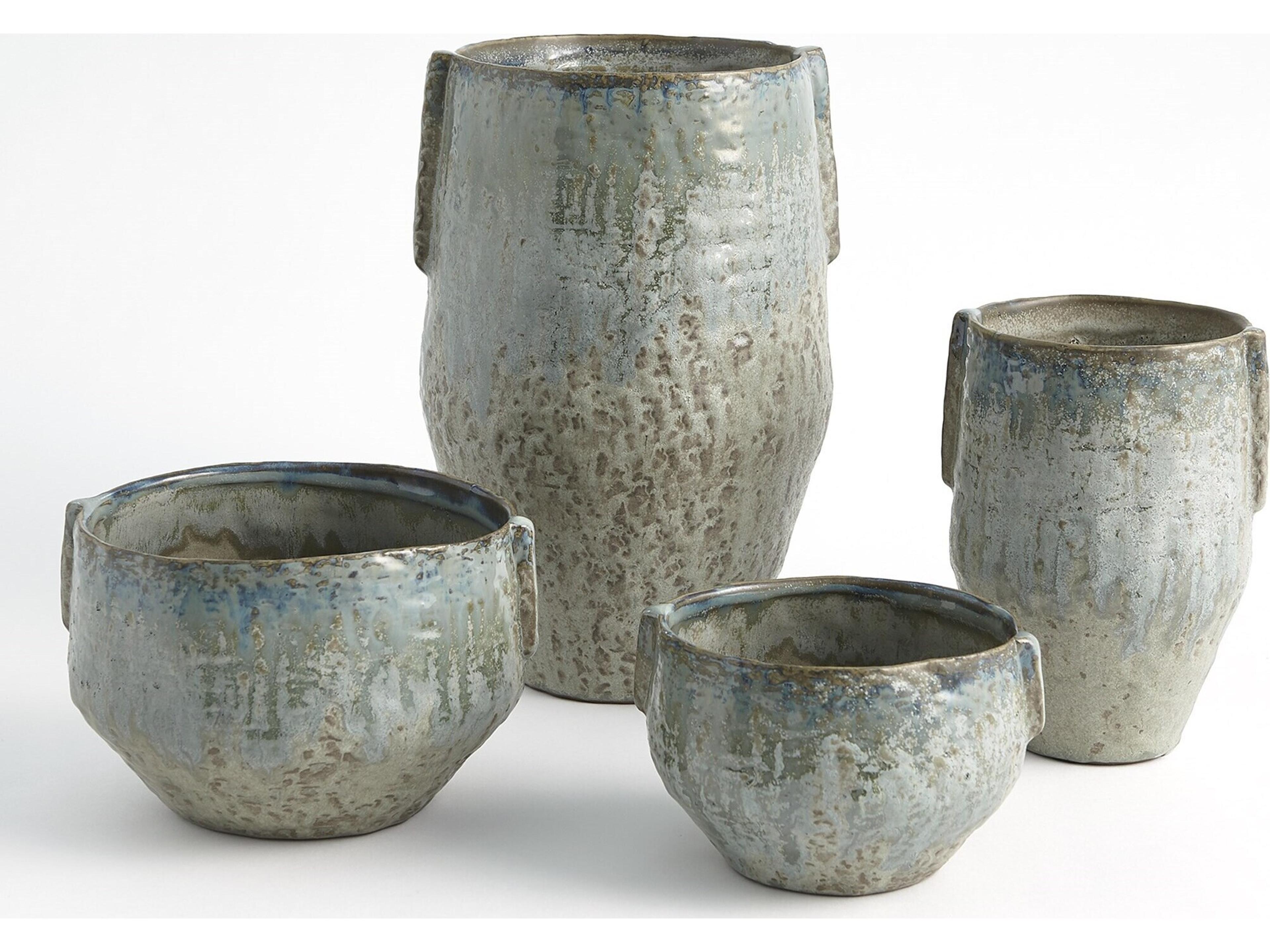 Global Views Pinch Vase