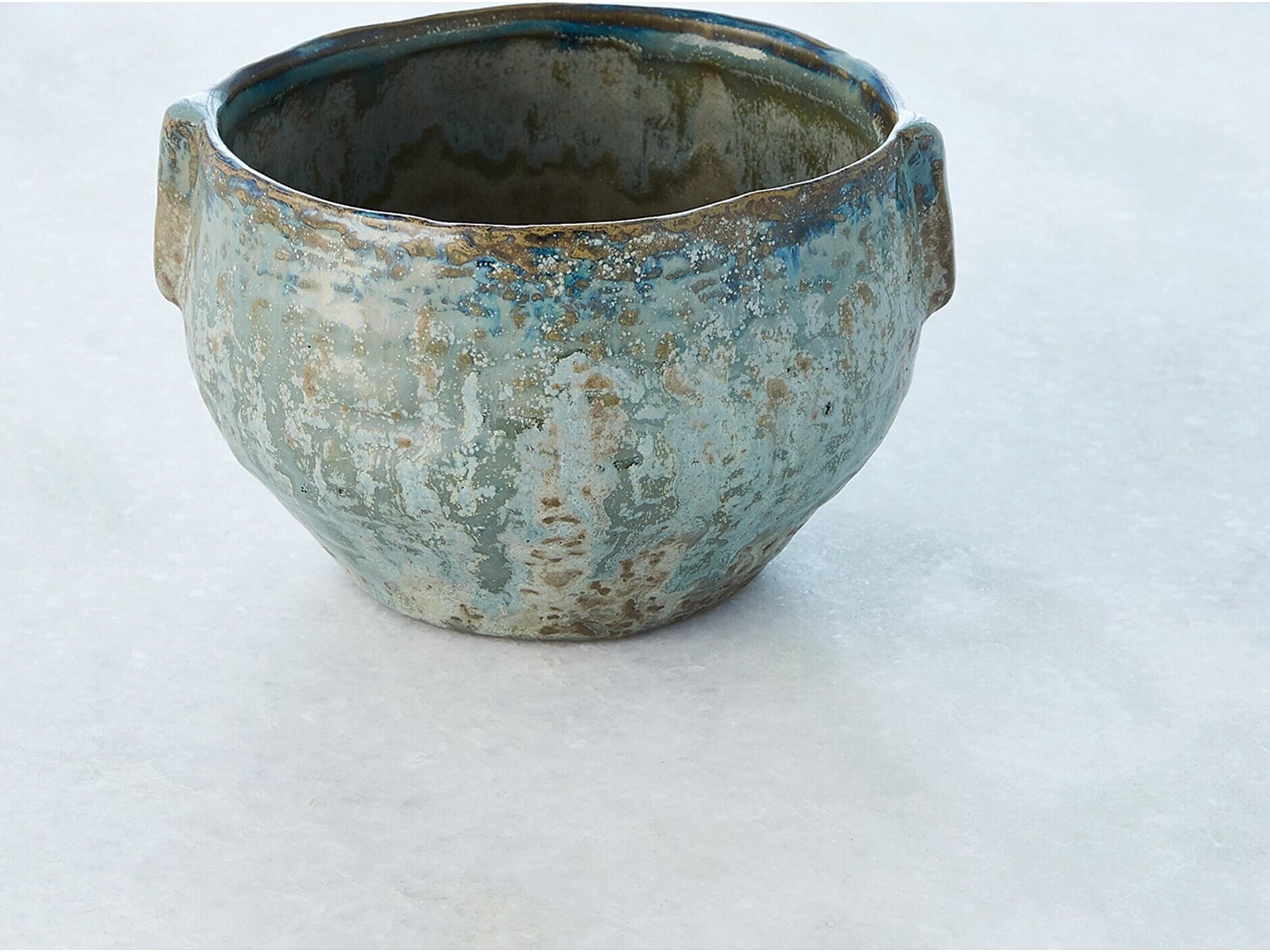 Global Views Pinch Decorative Plate