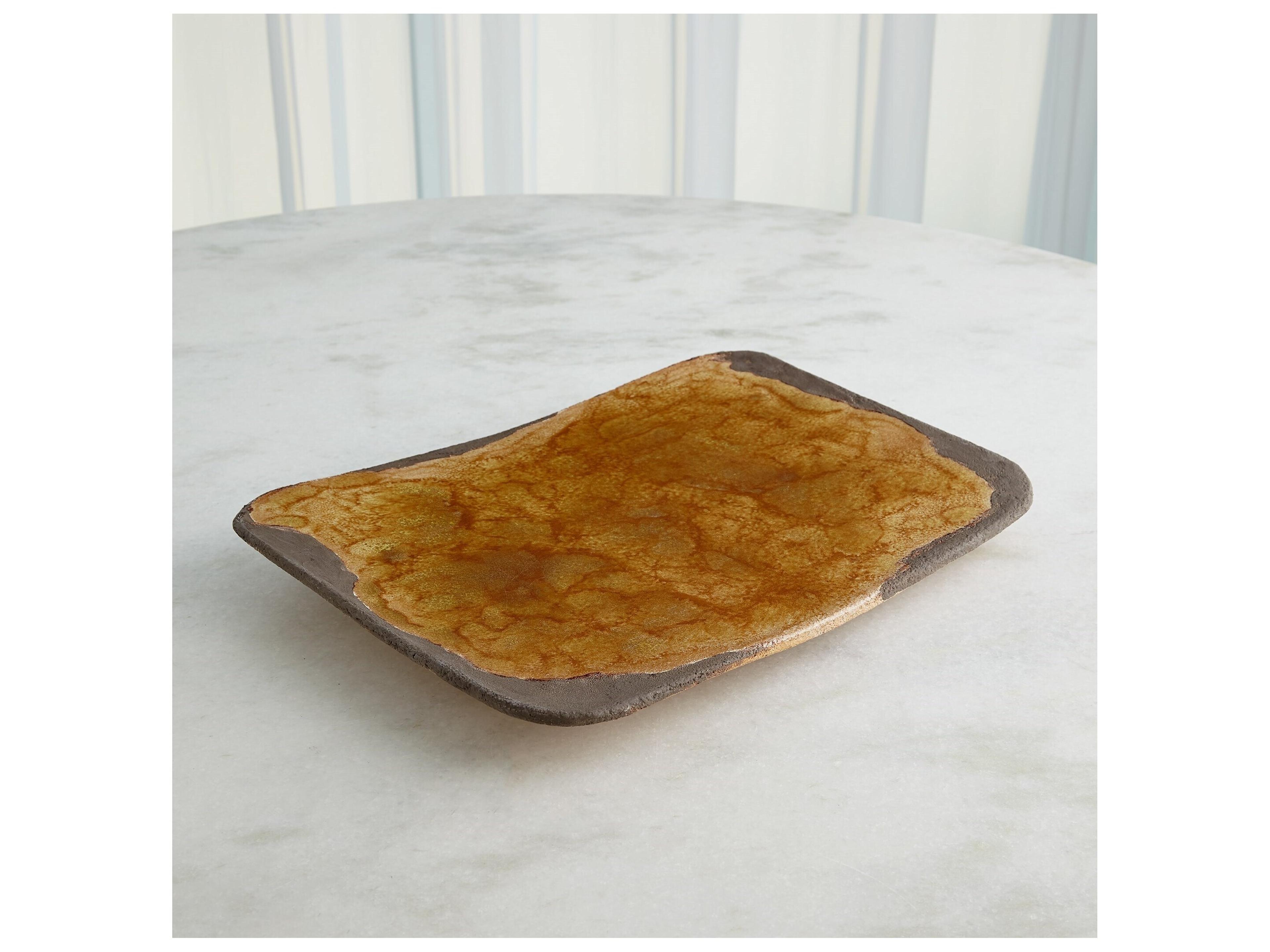 Global Views Decorative Plate