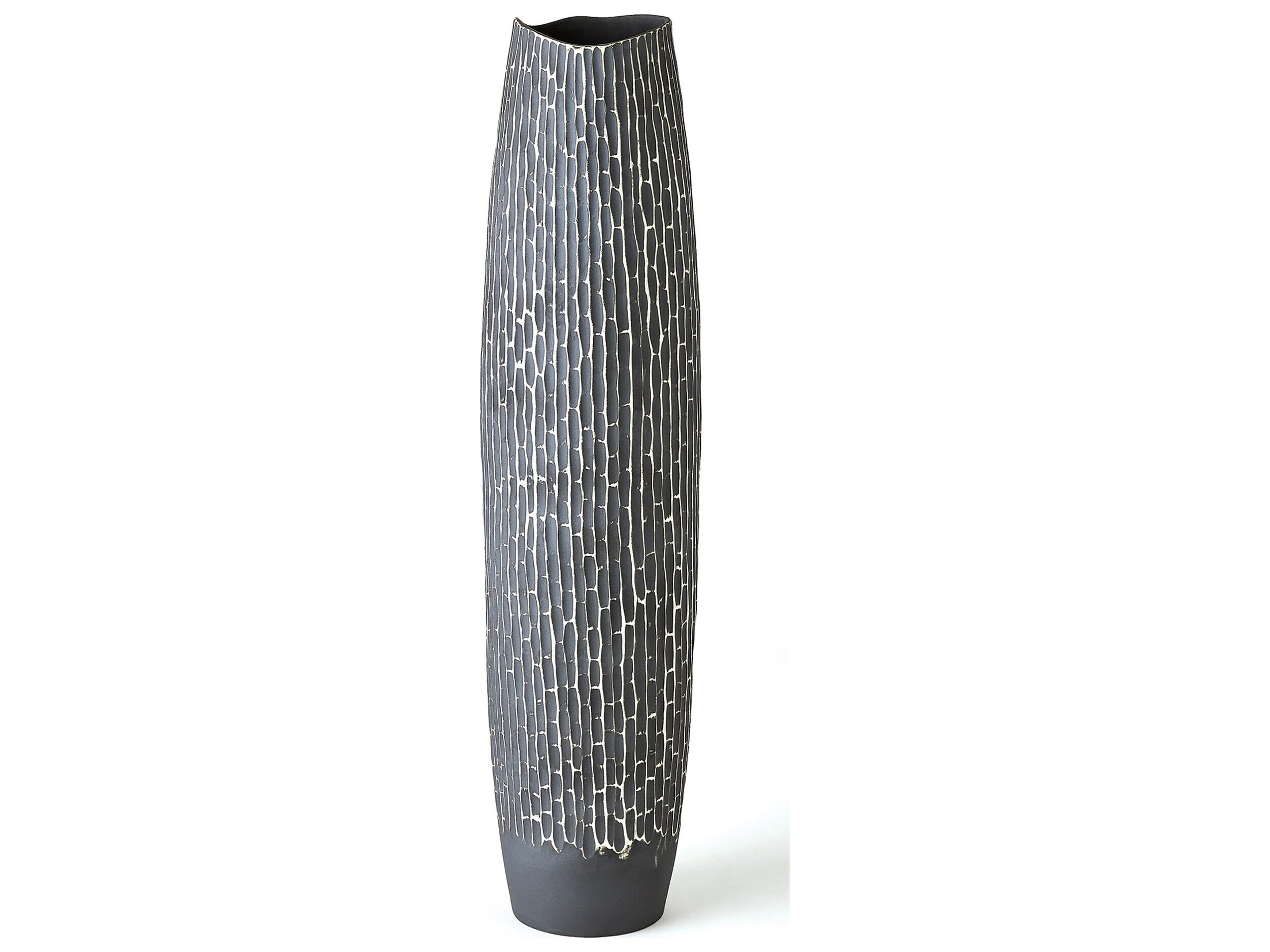 Global Views Vase