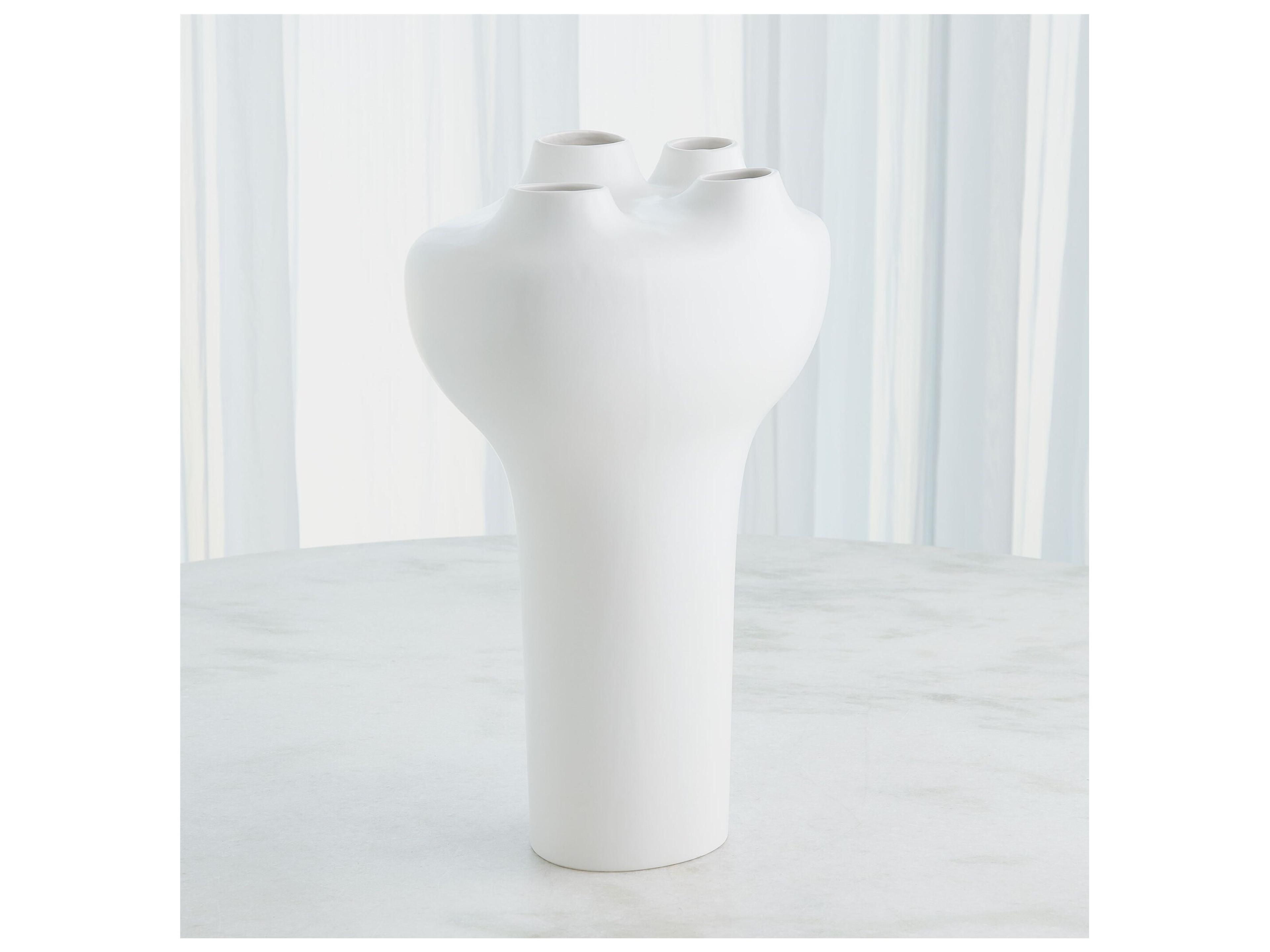 Global Views Vase