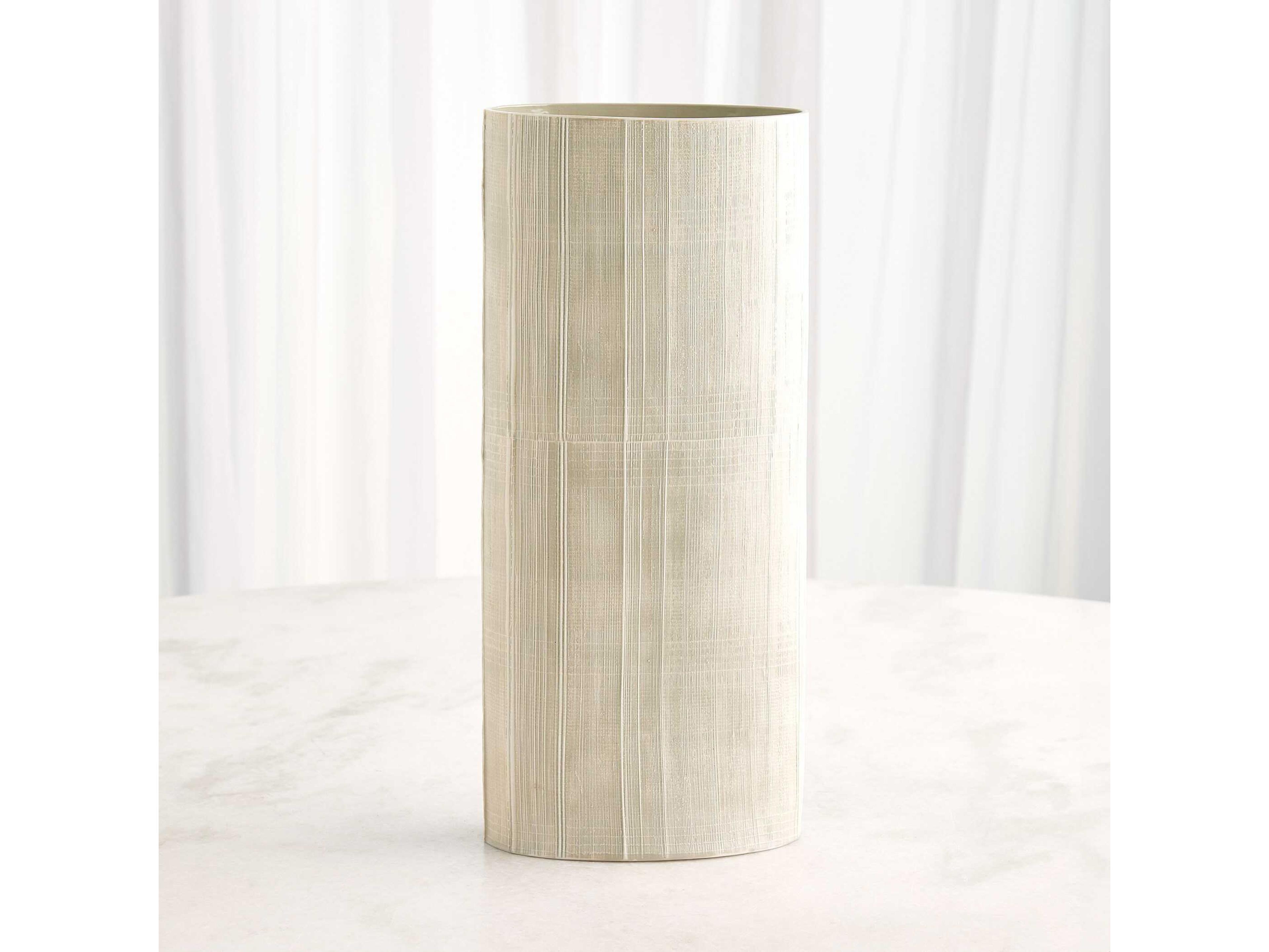 Global Views Cross Hatch Celery Vase