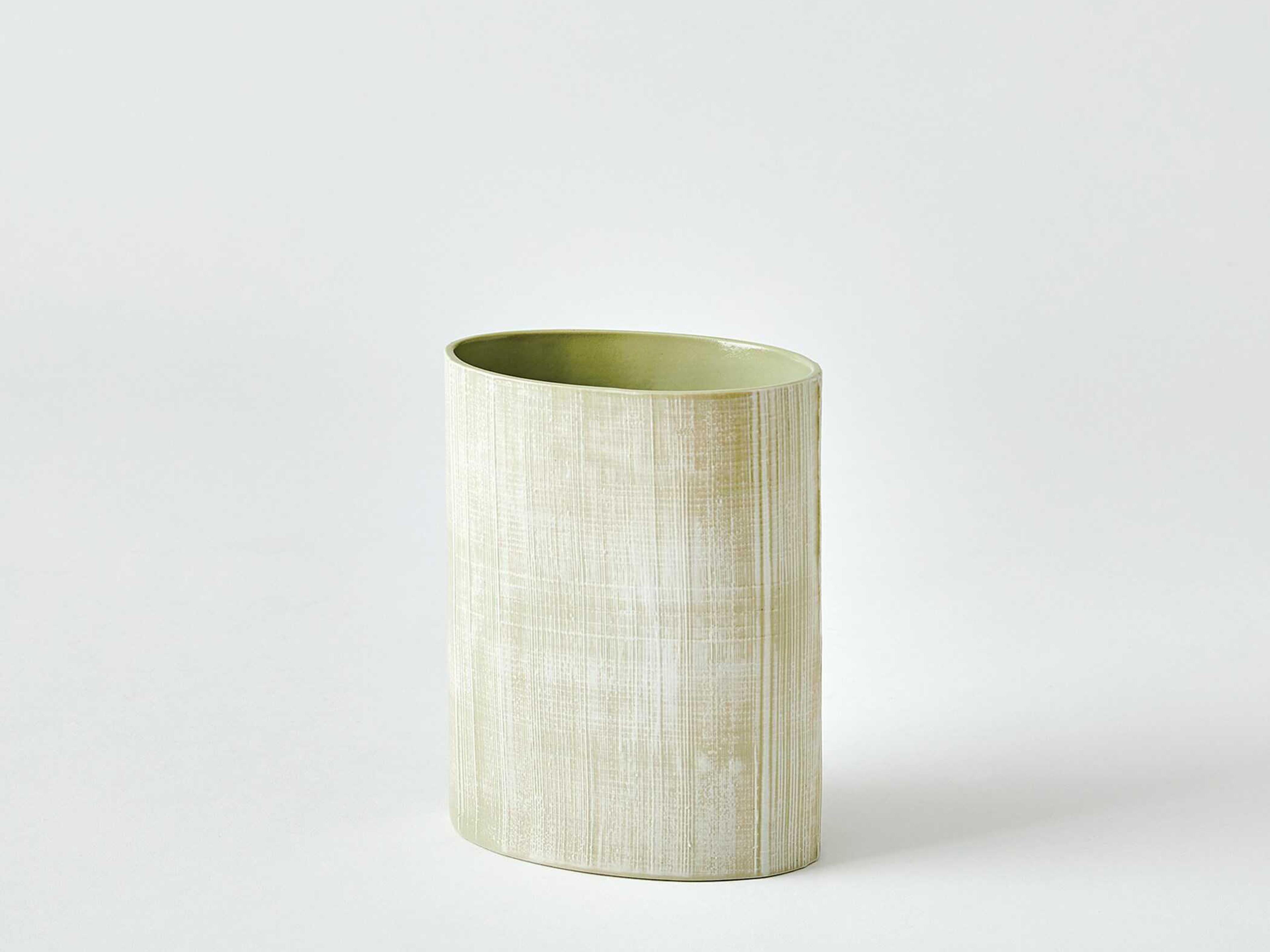 Global Views Cross Hatch Celery Vase