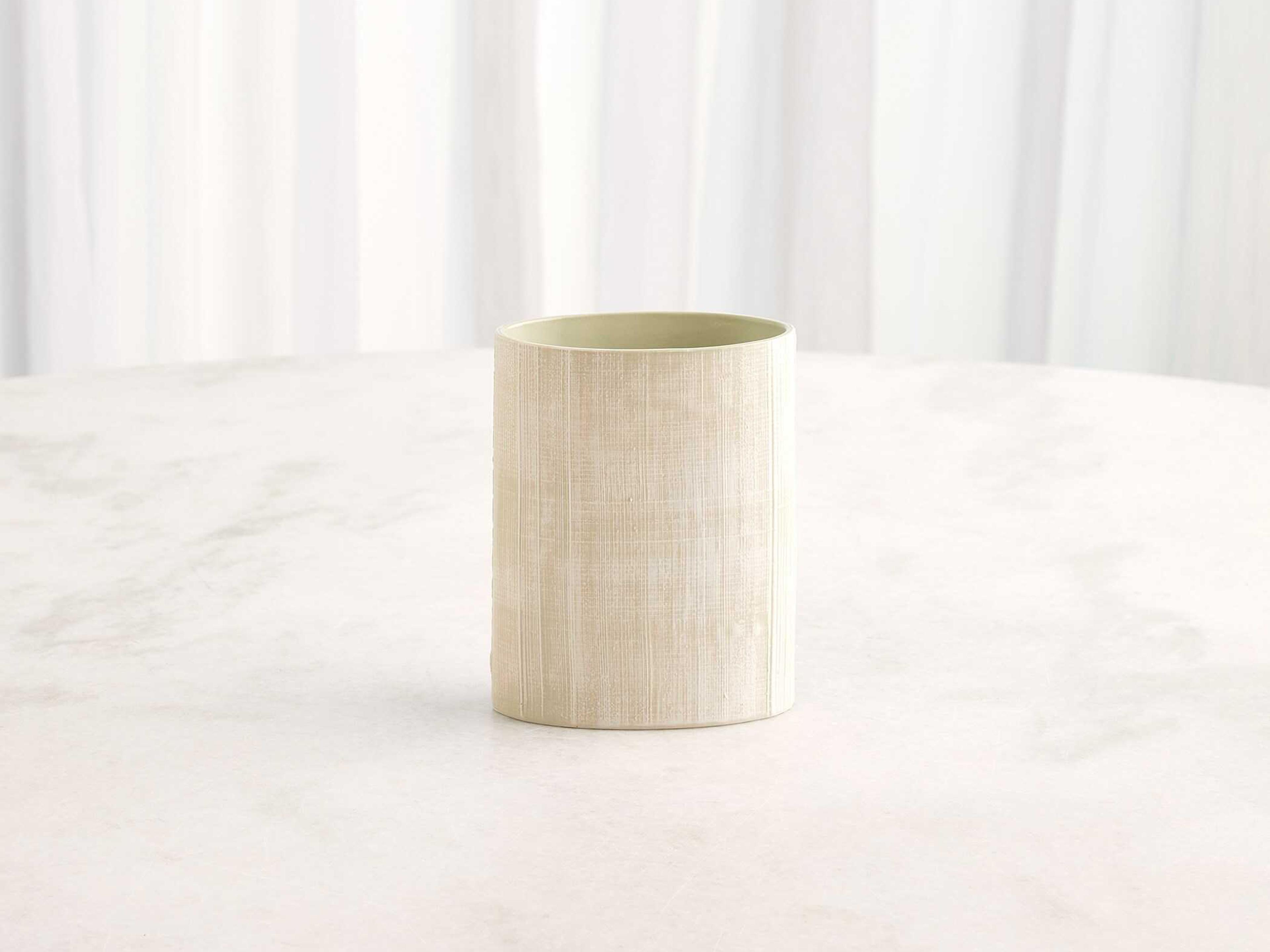 Global Views Cross Hatch Celery Vase