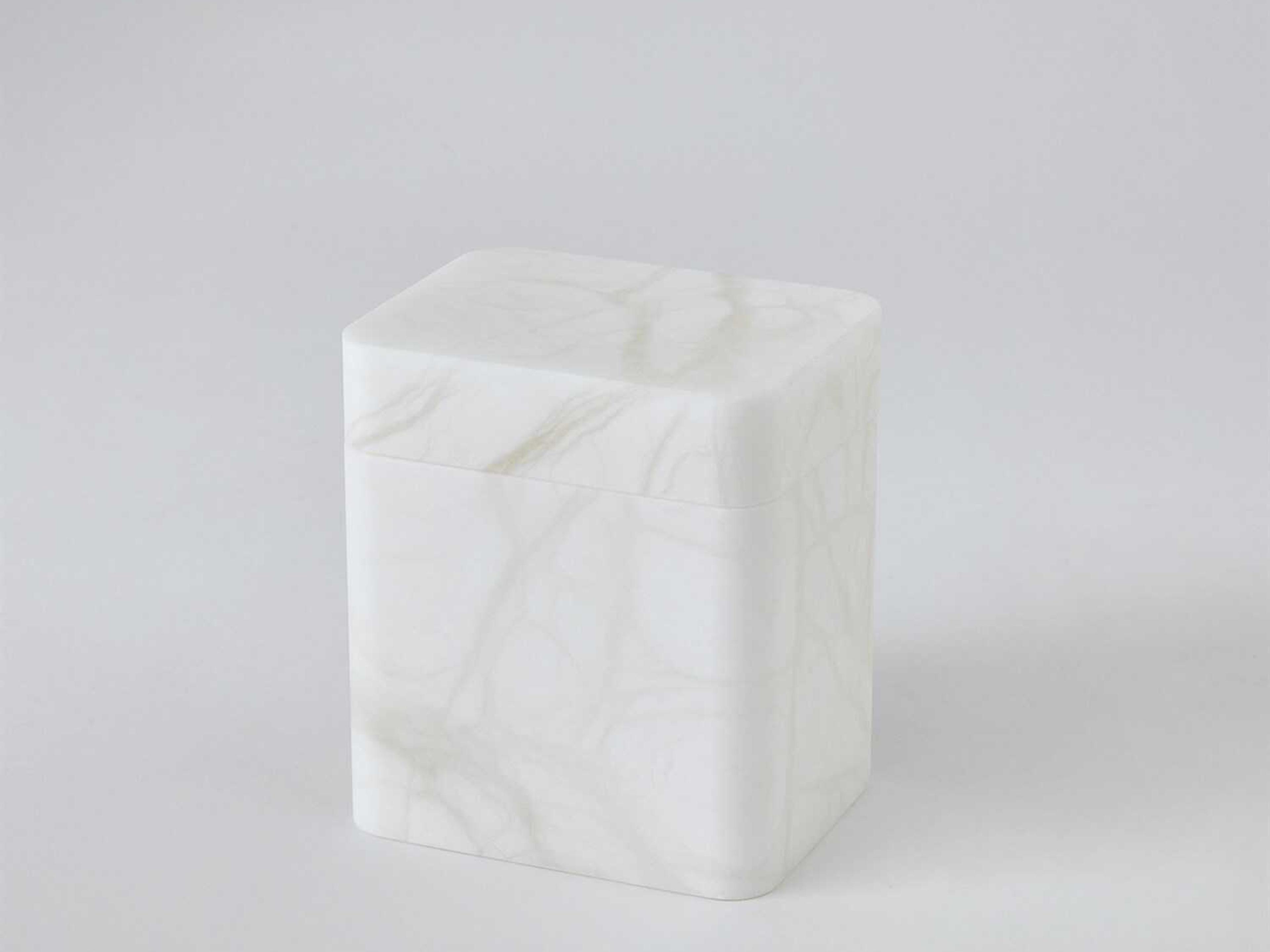 Global Views Raggio White 5" Box