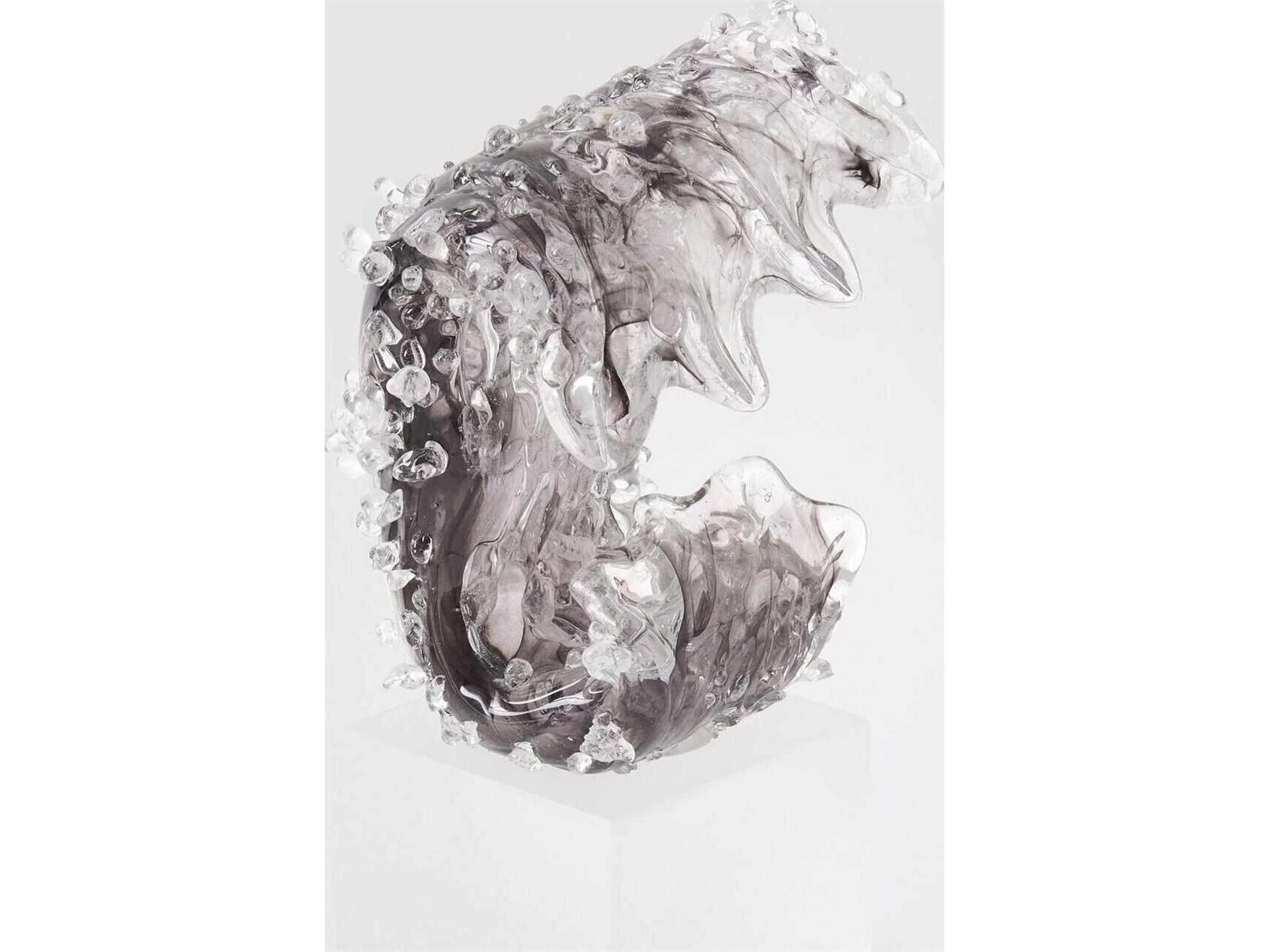 Global Views Tidal Wave Clear Frosted Gray Sculpture Small
