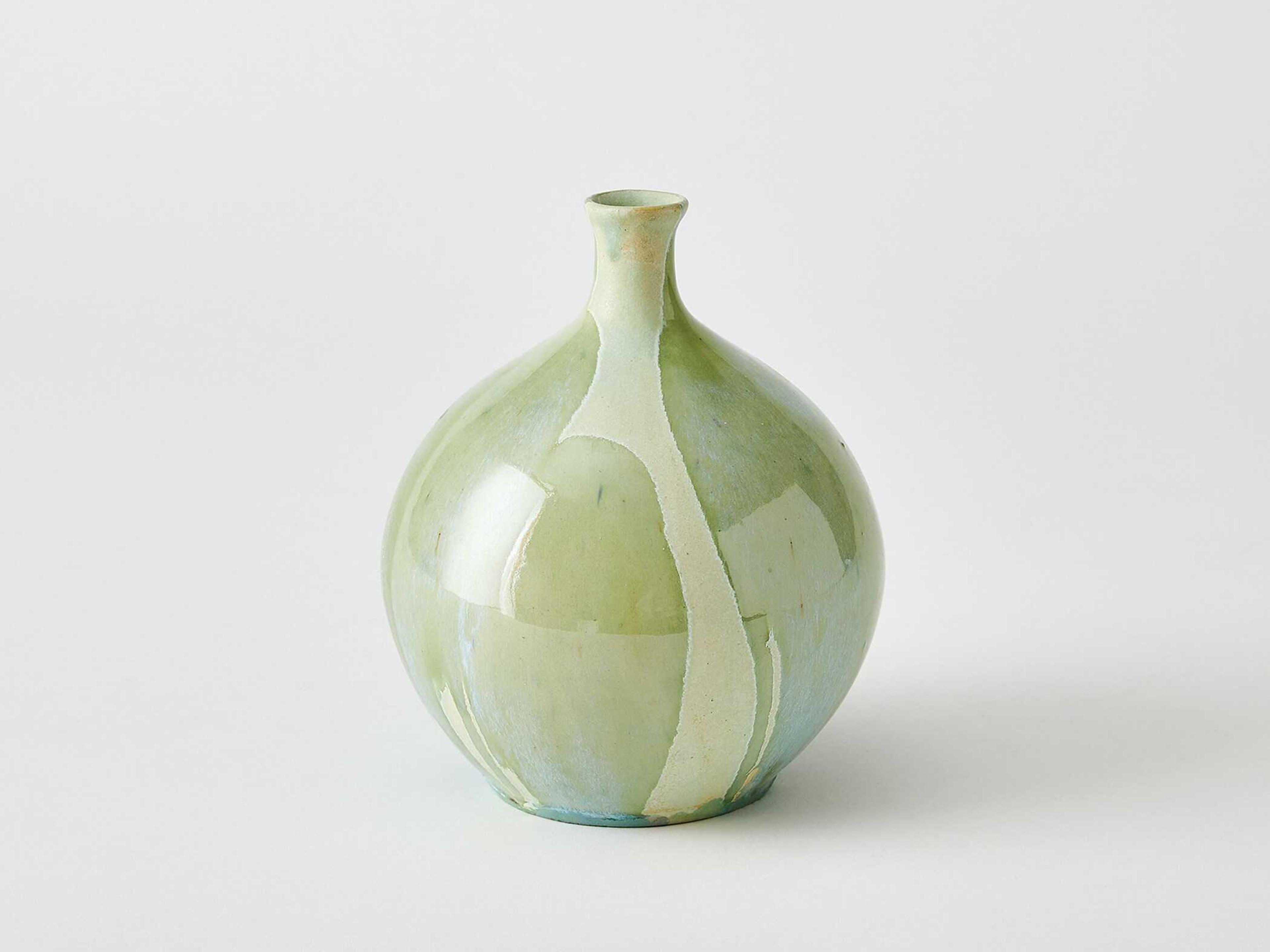 Global Views Magma Reactive Chive Bottle