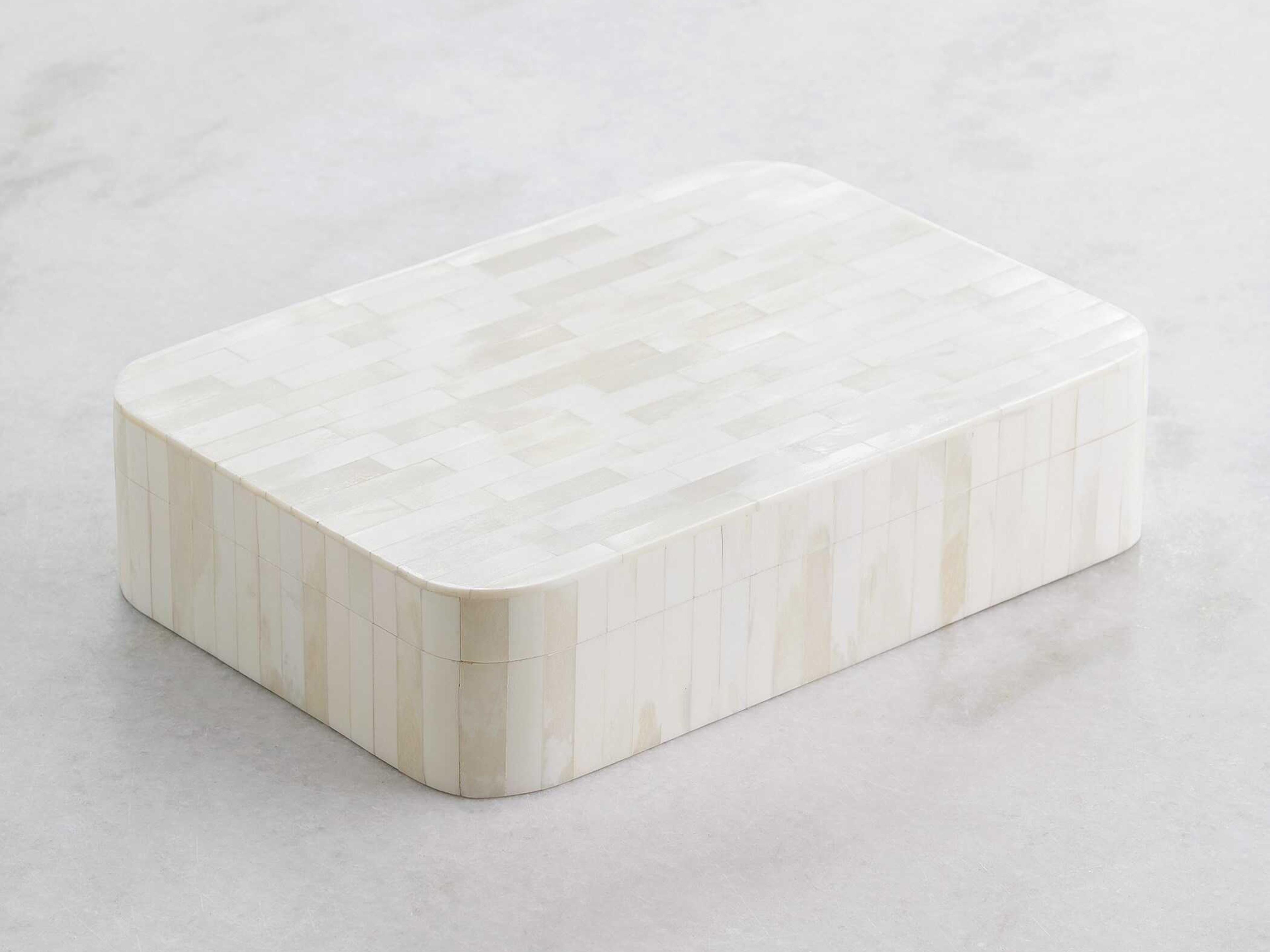 Global Views White Bone Super Ellipse Box