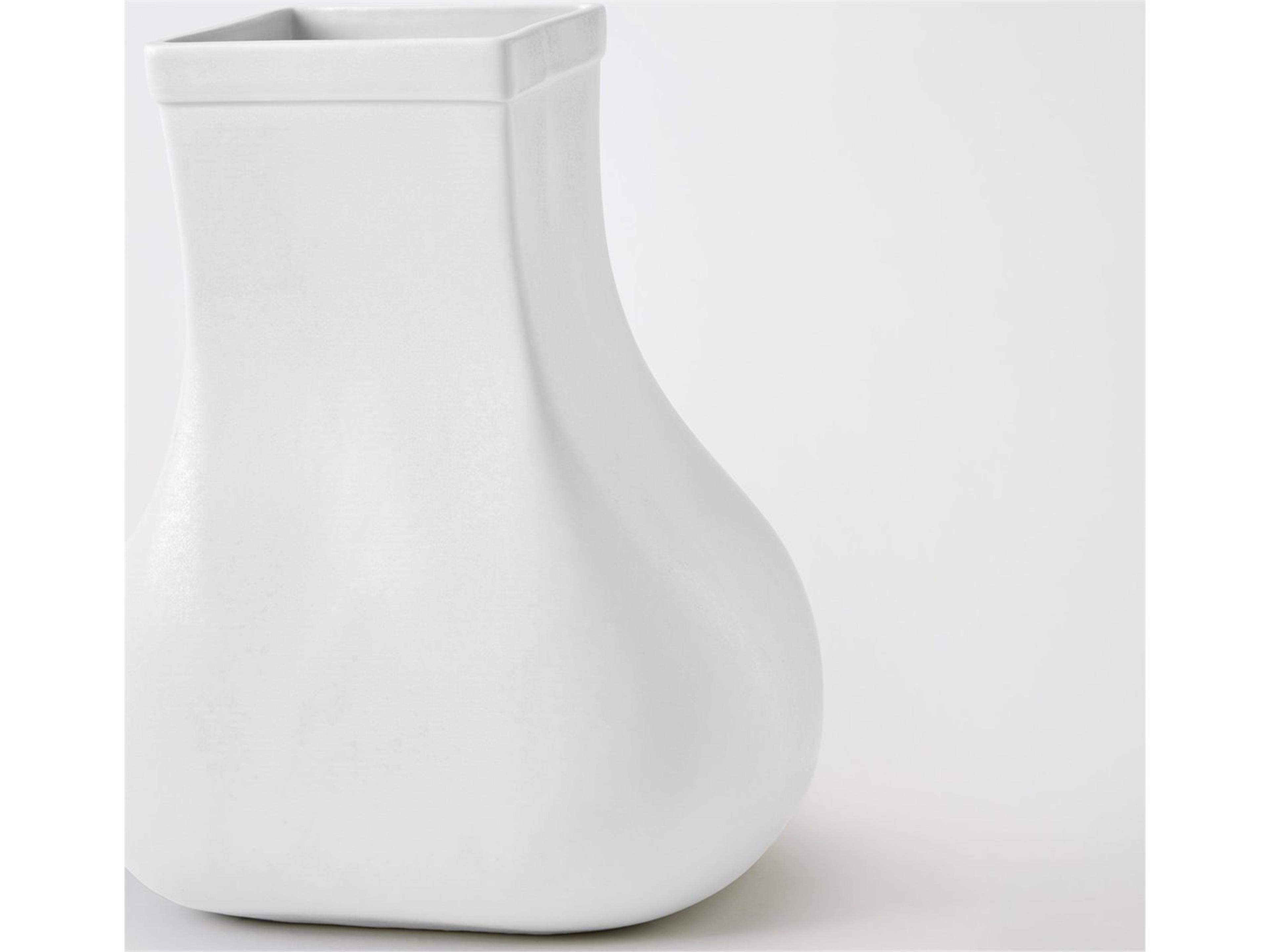 Global Views Sac Vessel White Vase Medium