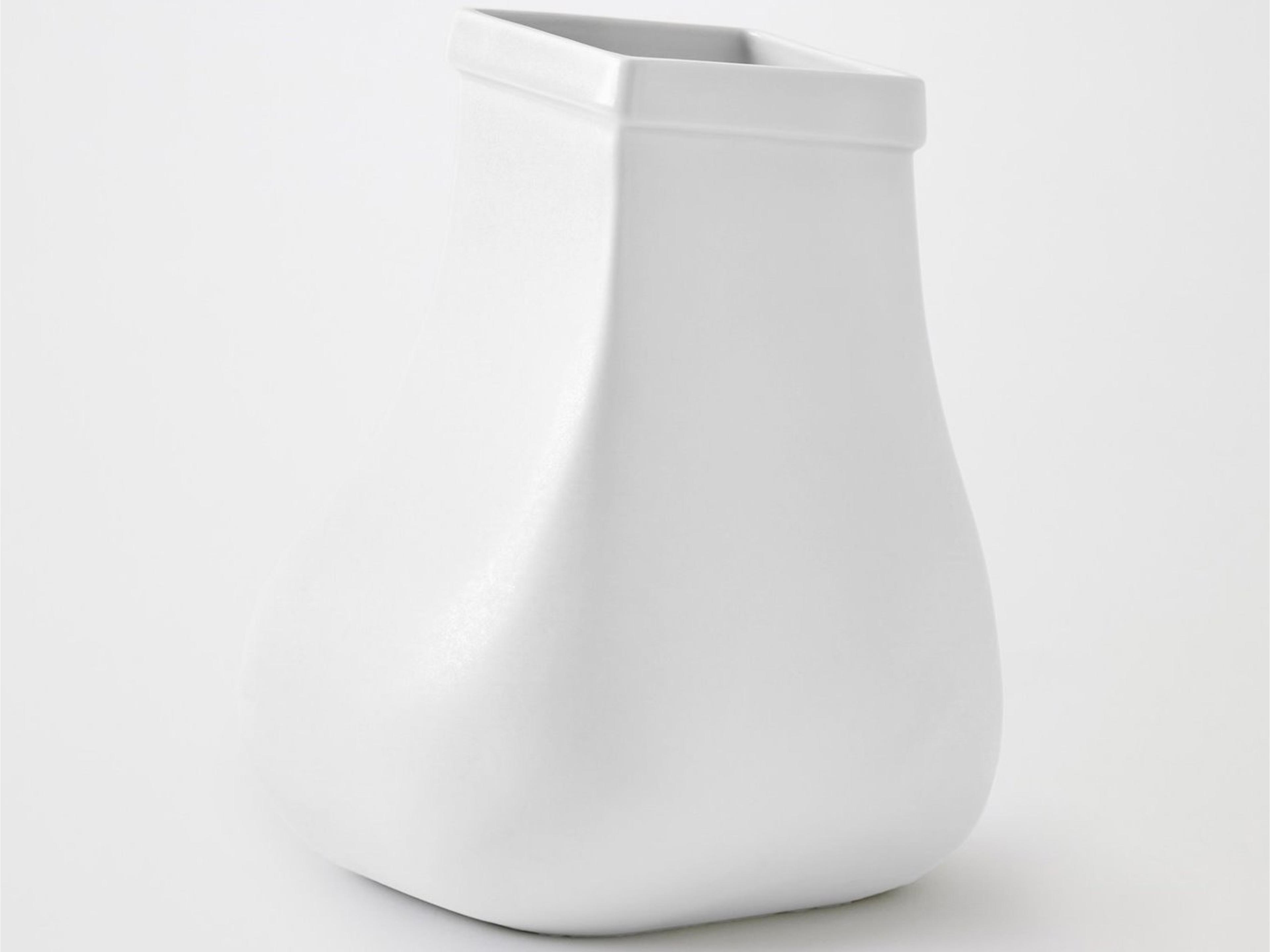 Sac Vessel White Vase Small