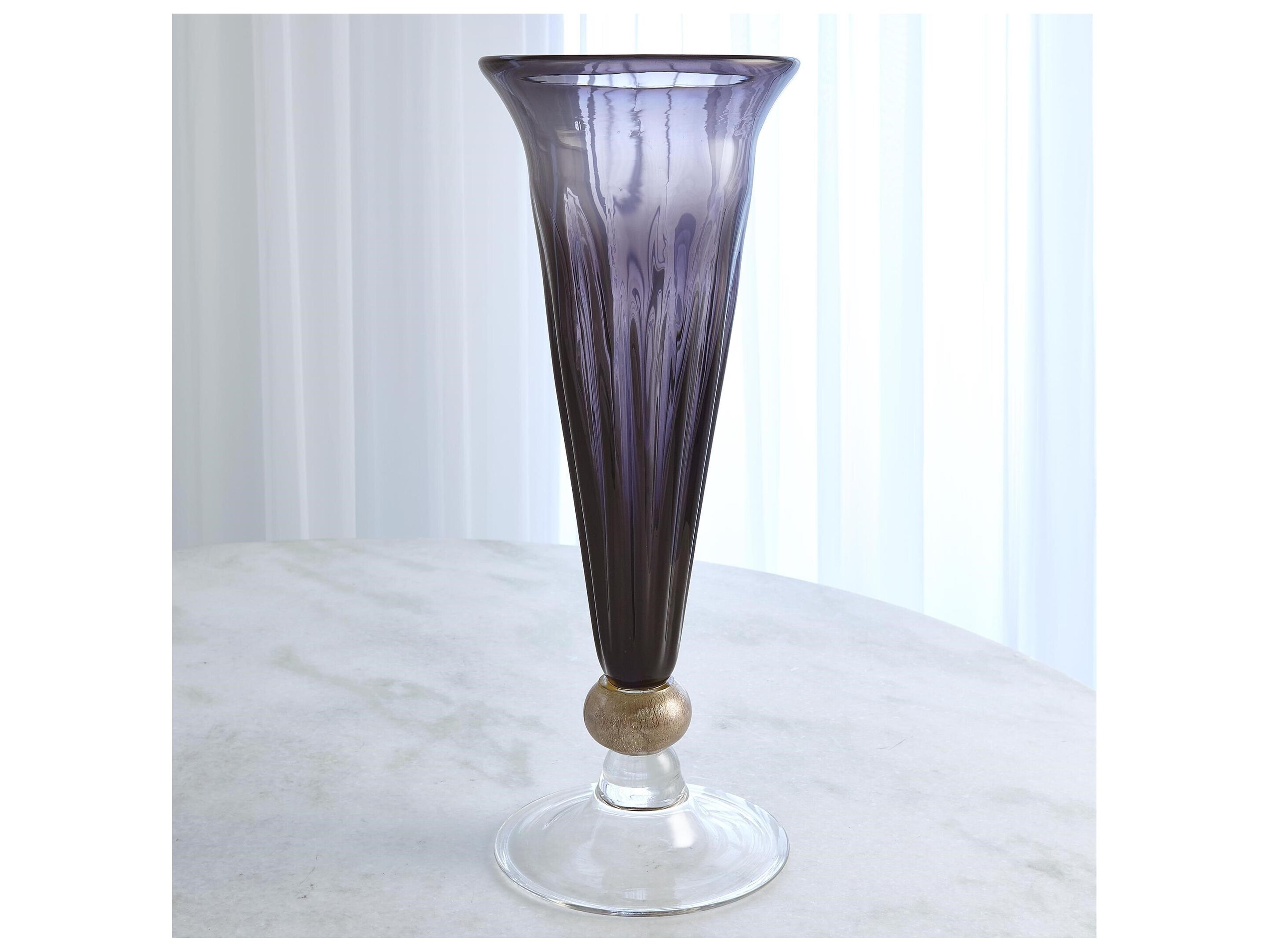 Global Views Vase