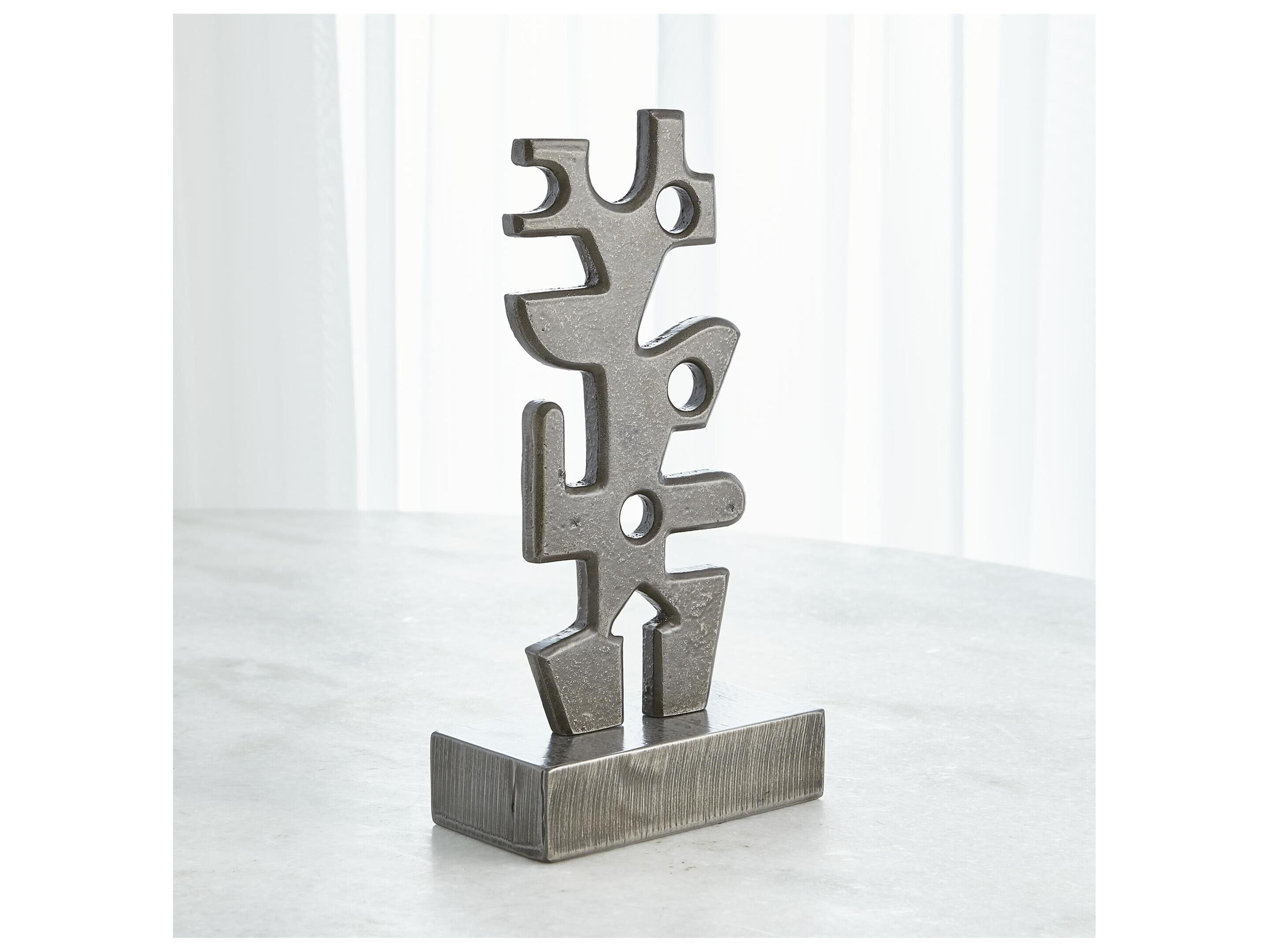 Global Views Sculpture