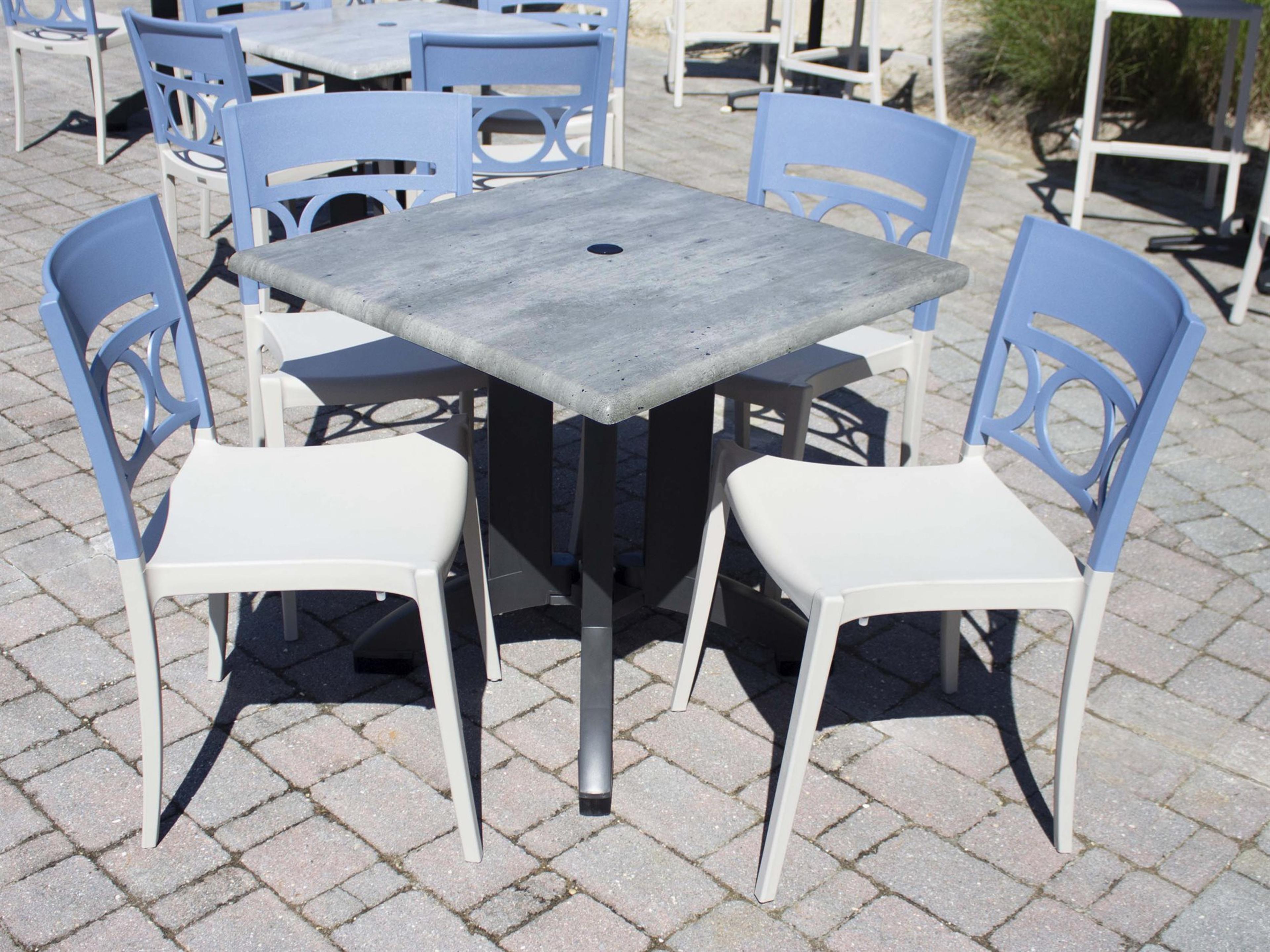 Moon Resin Denim Blue/Linen Outdoor Patio Dining Set