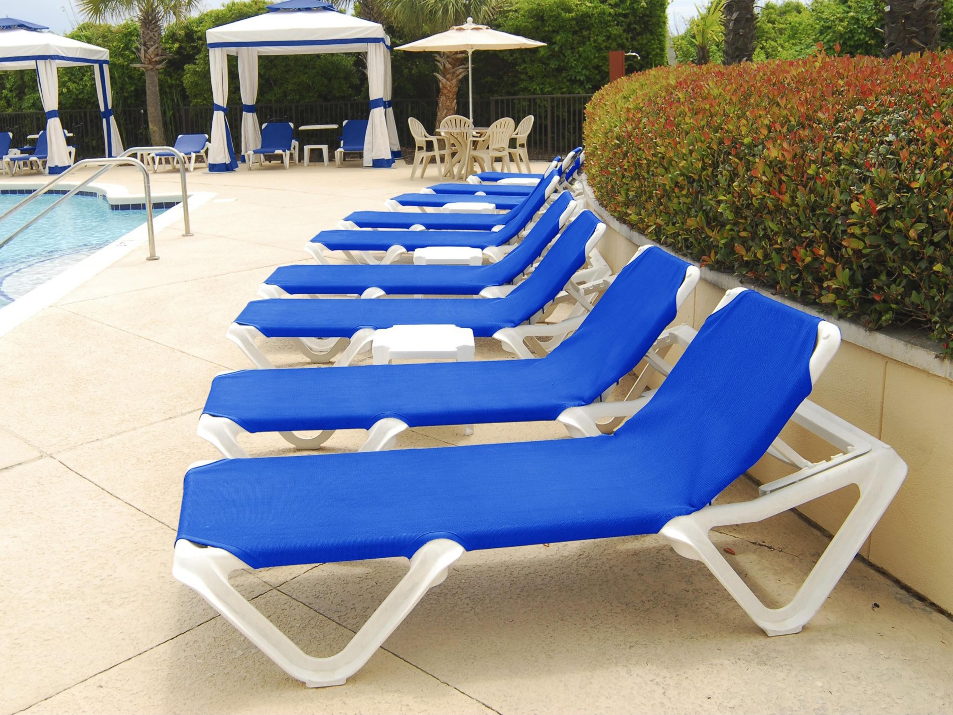 Nautical Sling Resin White Patio Lounge Set in Blue