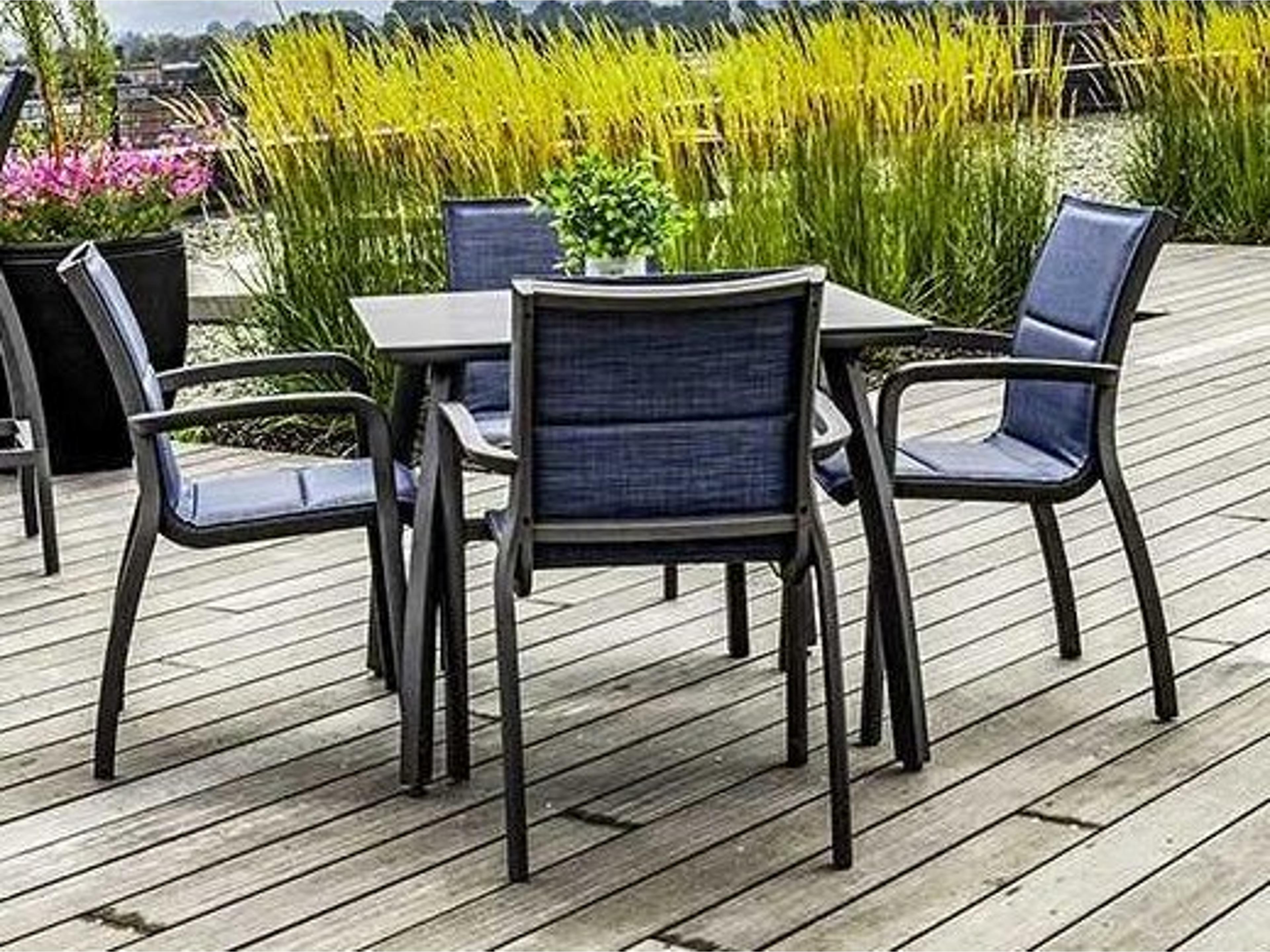 Sunset Sling Aluminum Resin Volcanic Black Patio Dining Set in Madras Blue