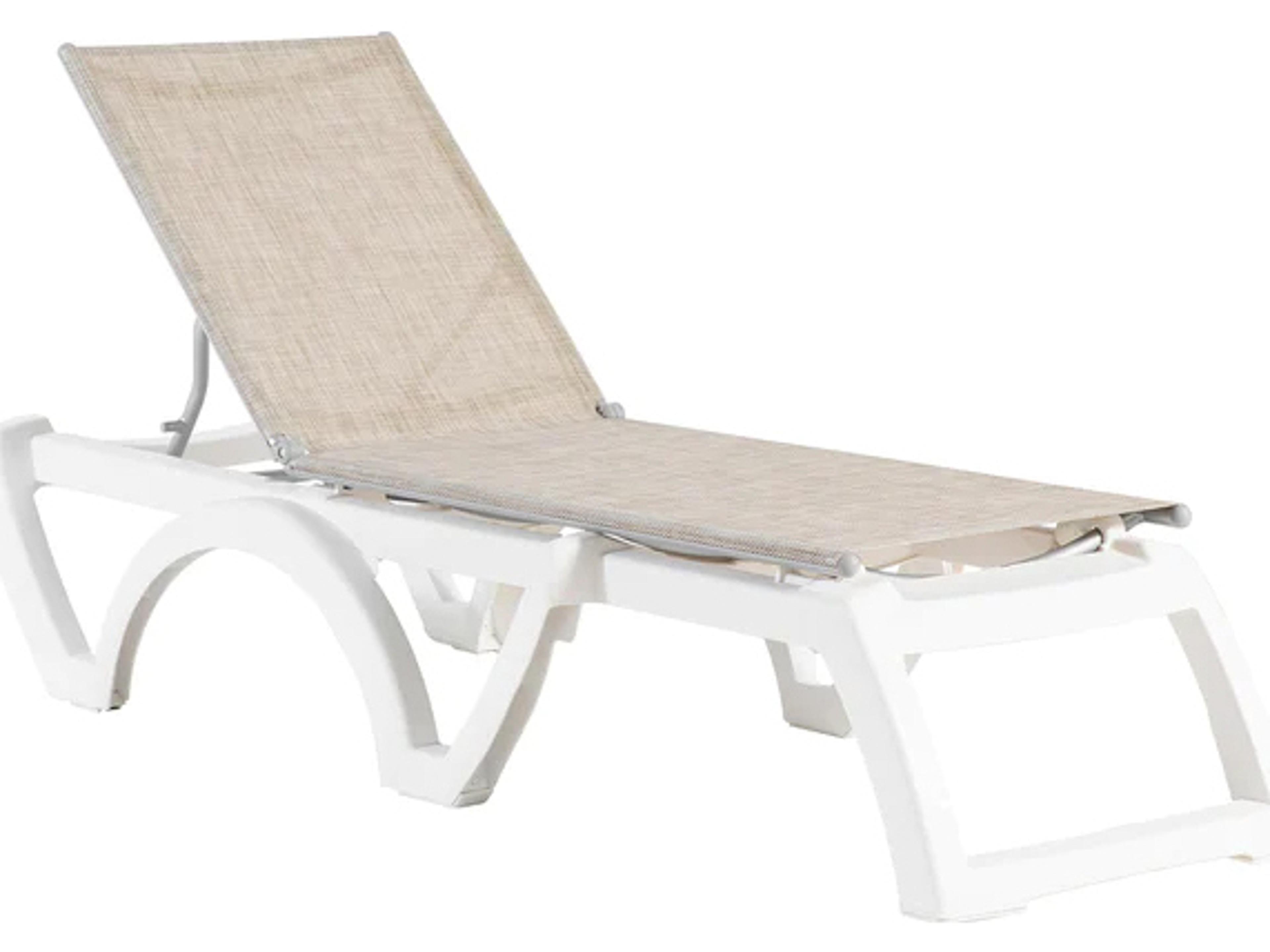 Jamaica Beach Sling Resin White Adjustable Outdoor Patio Chaise Lounge in Straw