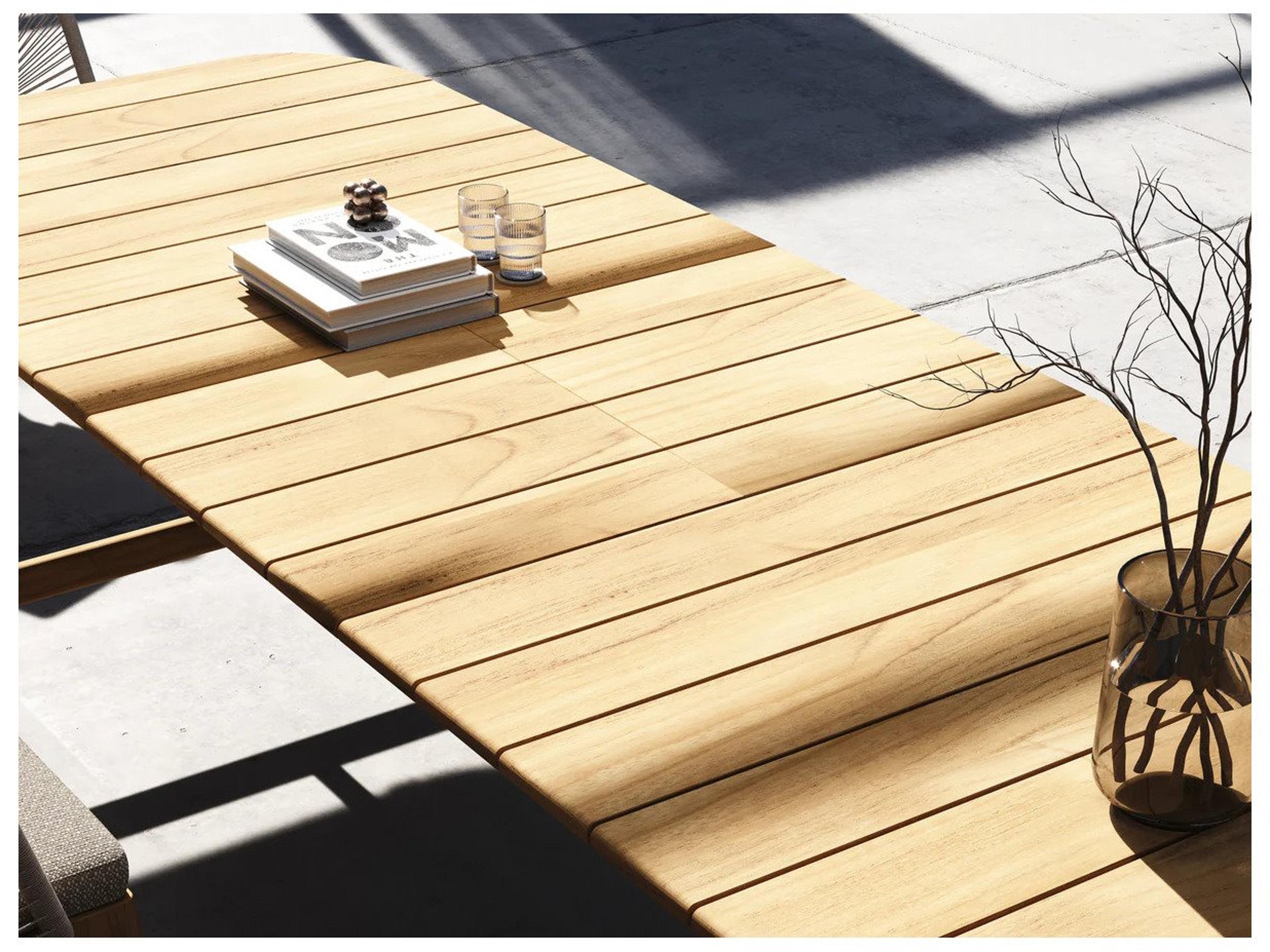 Harmonia Amadora Extendable Dining Table