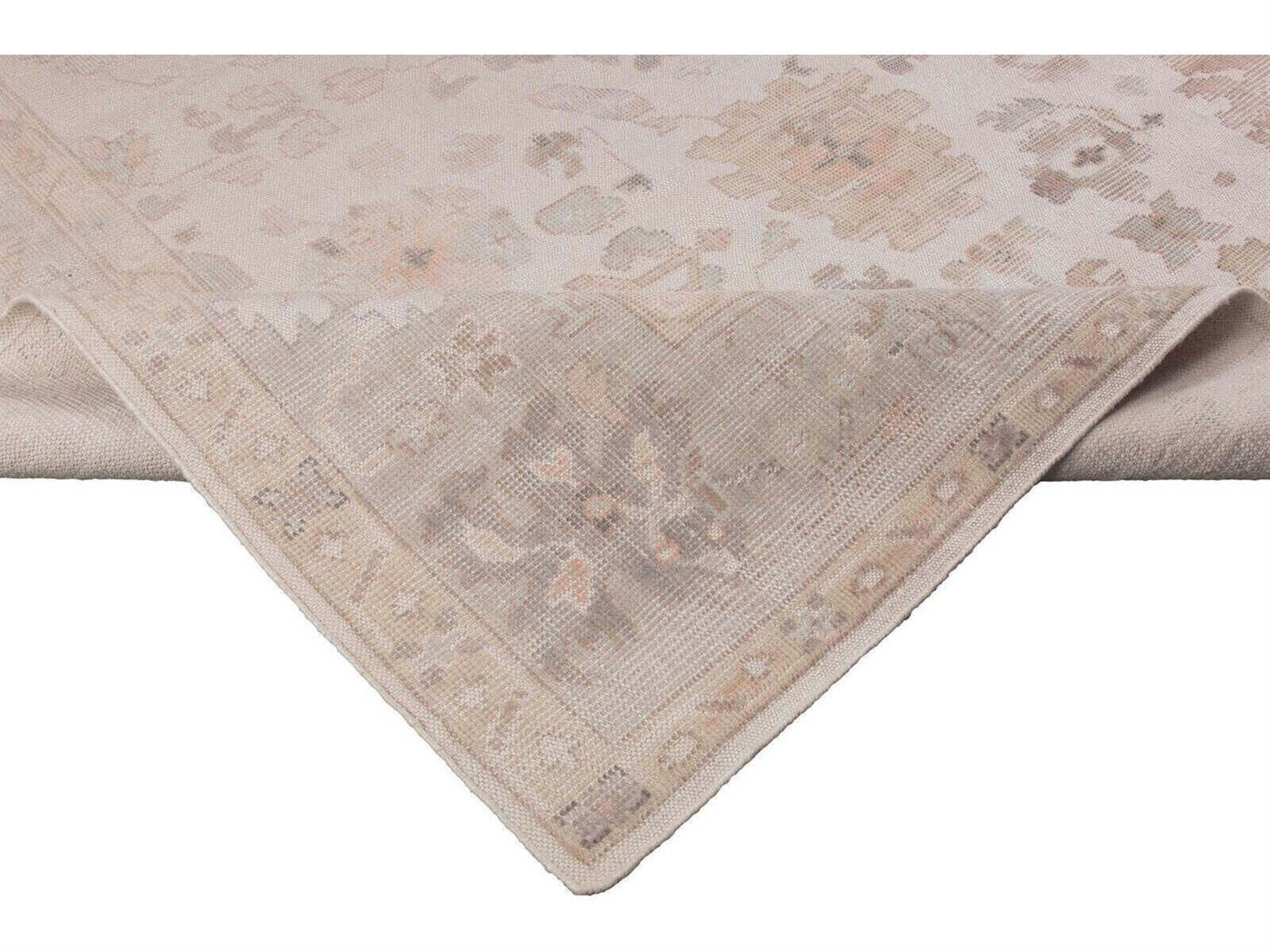 Harounian Rugs Viceroy Ivory Area Rug